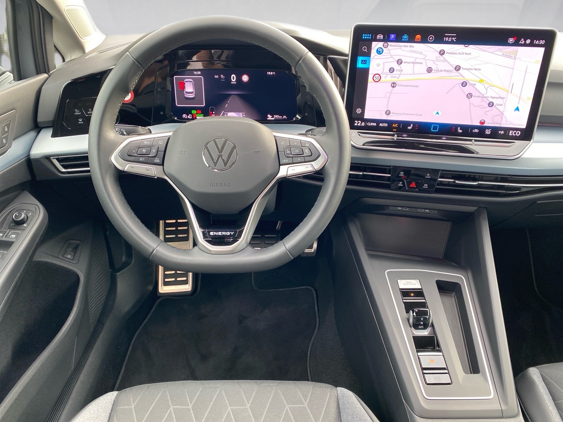Golf 1.5 eHybrid Energy DSG Matrix AHK HuD ACC Navi AreaView
