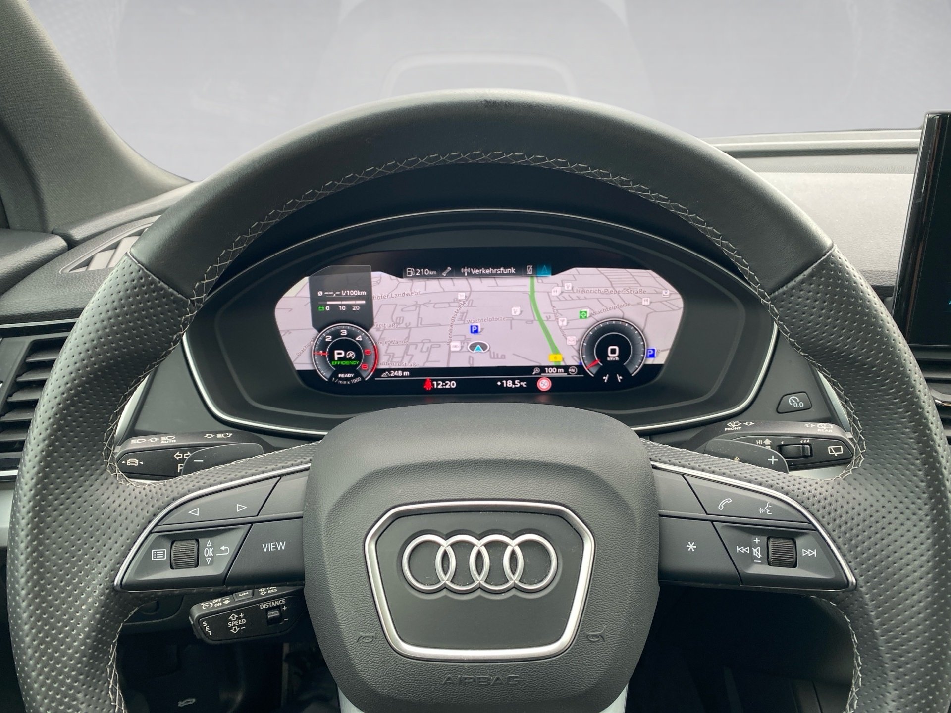 Q5 40 TDI S line quattro S-tronic AHK Pano Navi ACC 360°