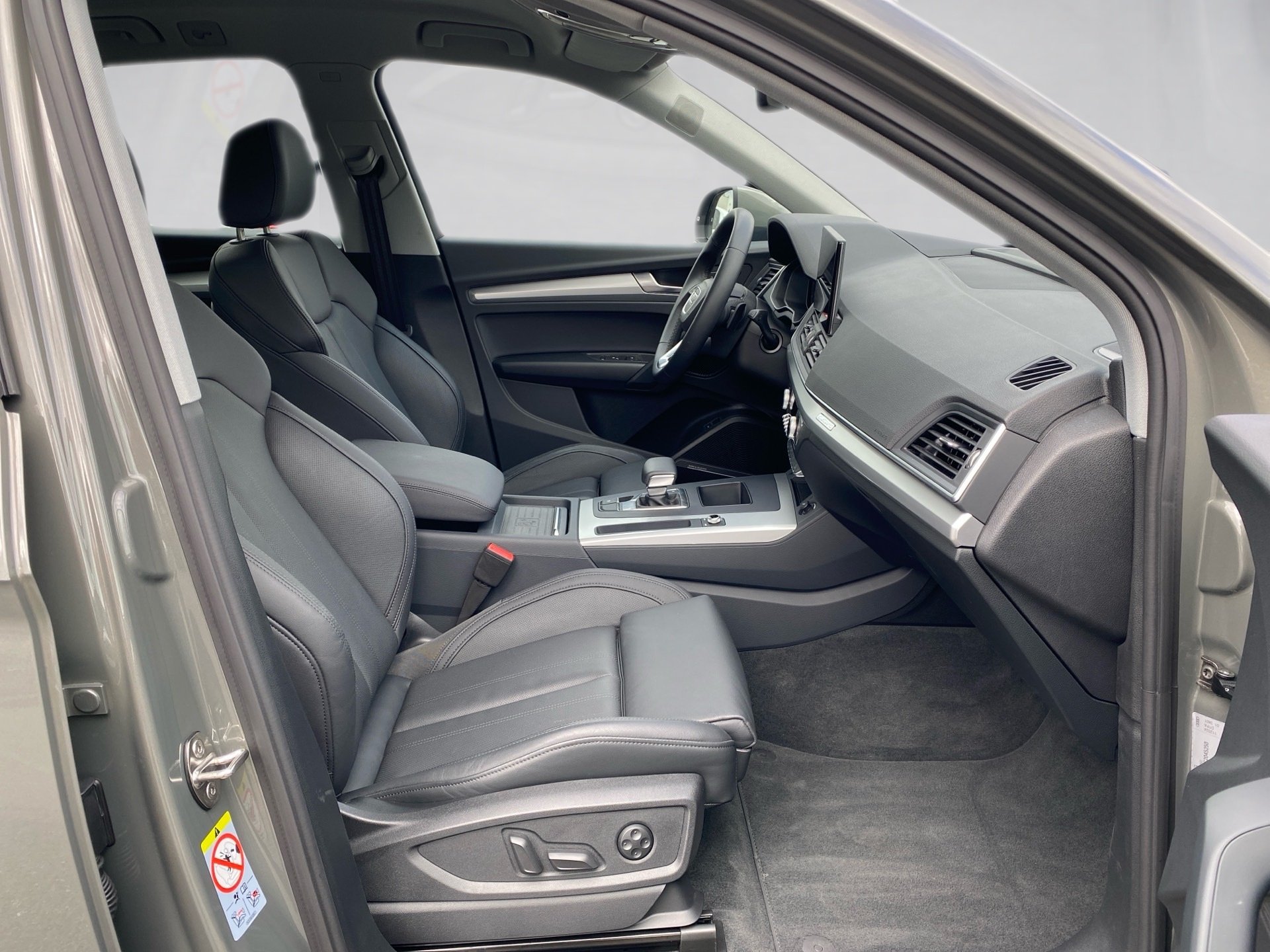 Q5 40 TDI S line quattro S-tronic LED Navi AHK HuD Leder B&O