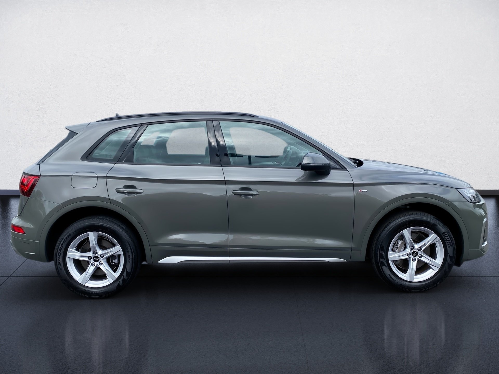 Q5 40 TDI S line quattro S-tronic LED Navi AHK HuD Leder B&O
