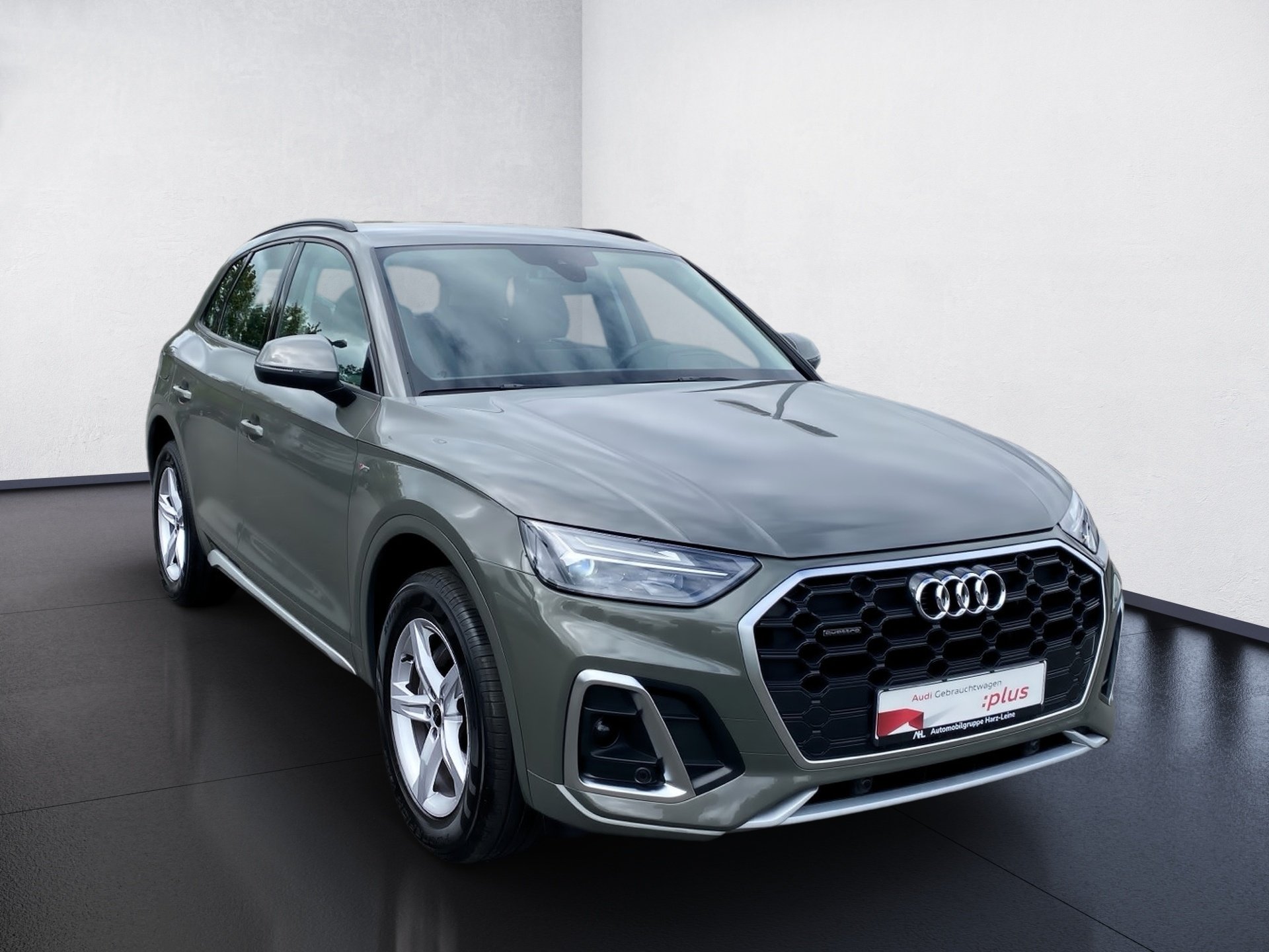 Q5 40 TDI S line quattro S-tronic LED Navi AHK HuD Leder B&O