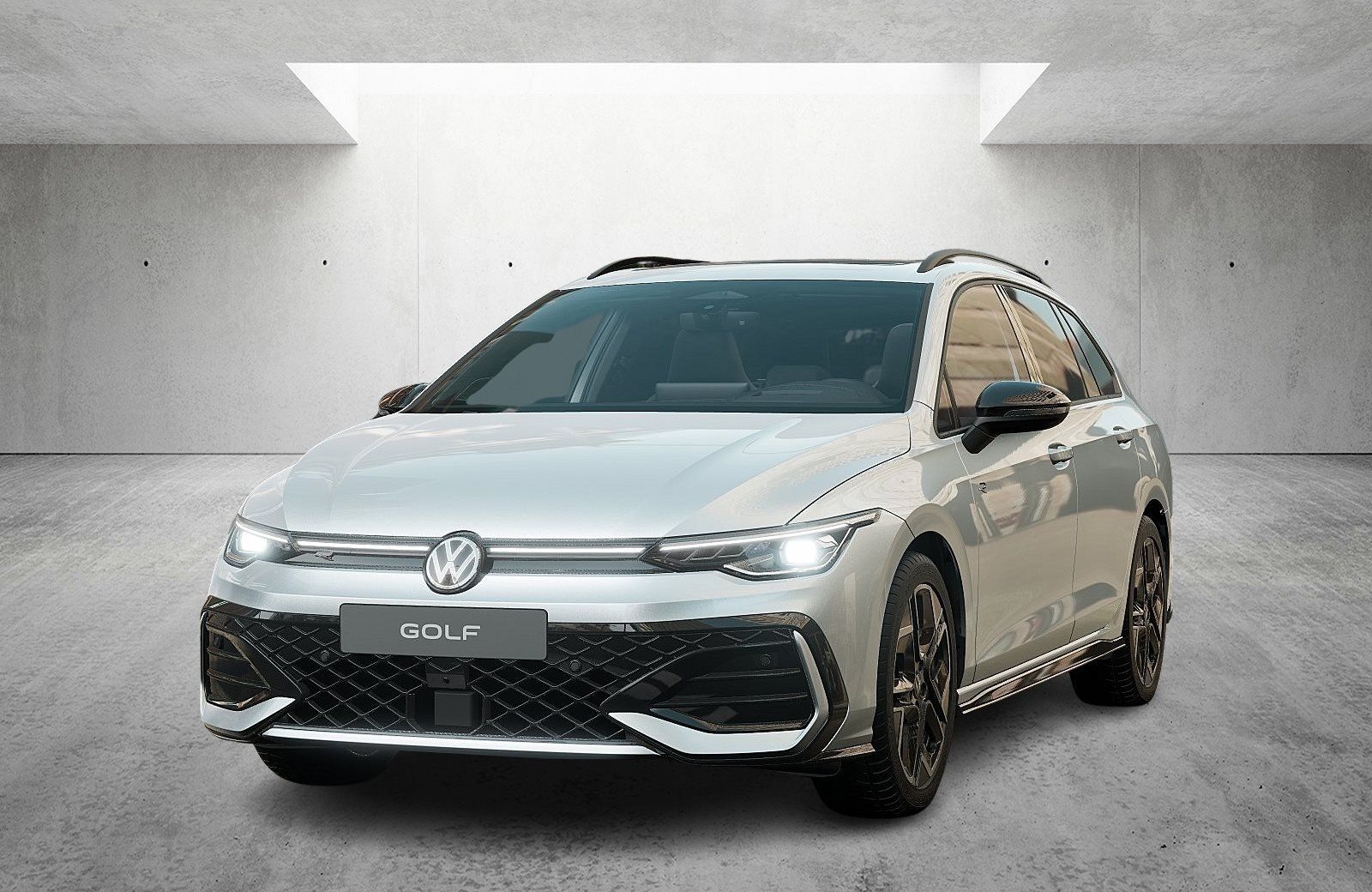 Golf Variant R-Line 1.5 l eTSI OPF DSG 360 ACC