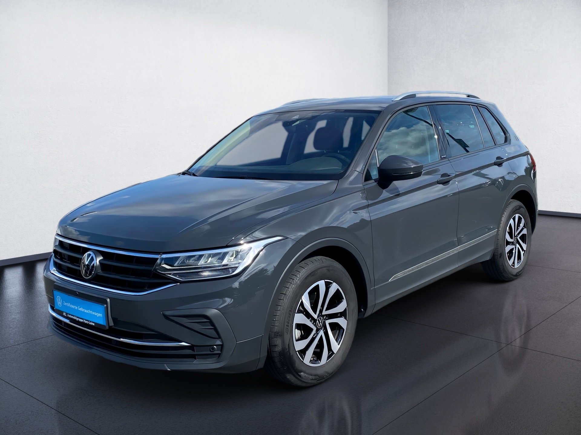 Tiguan 1.5 TSI Active DSG LED Navi ACC AHK Standhzg.