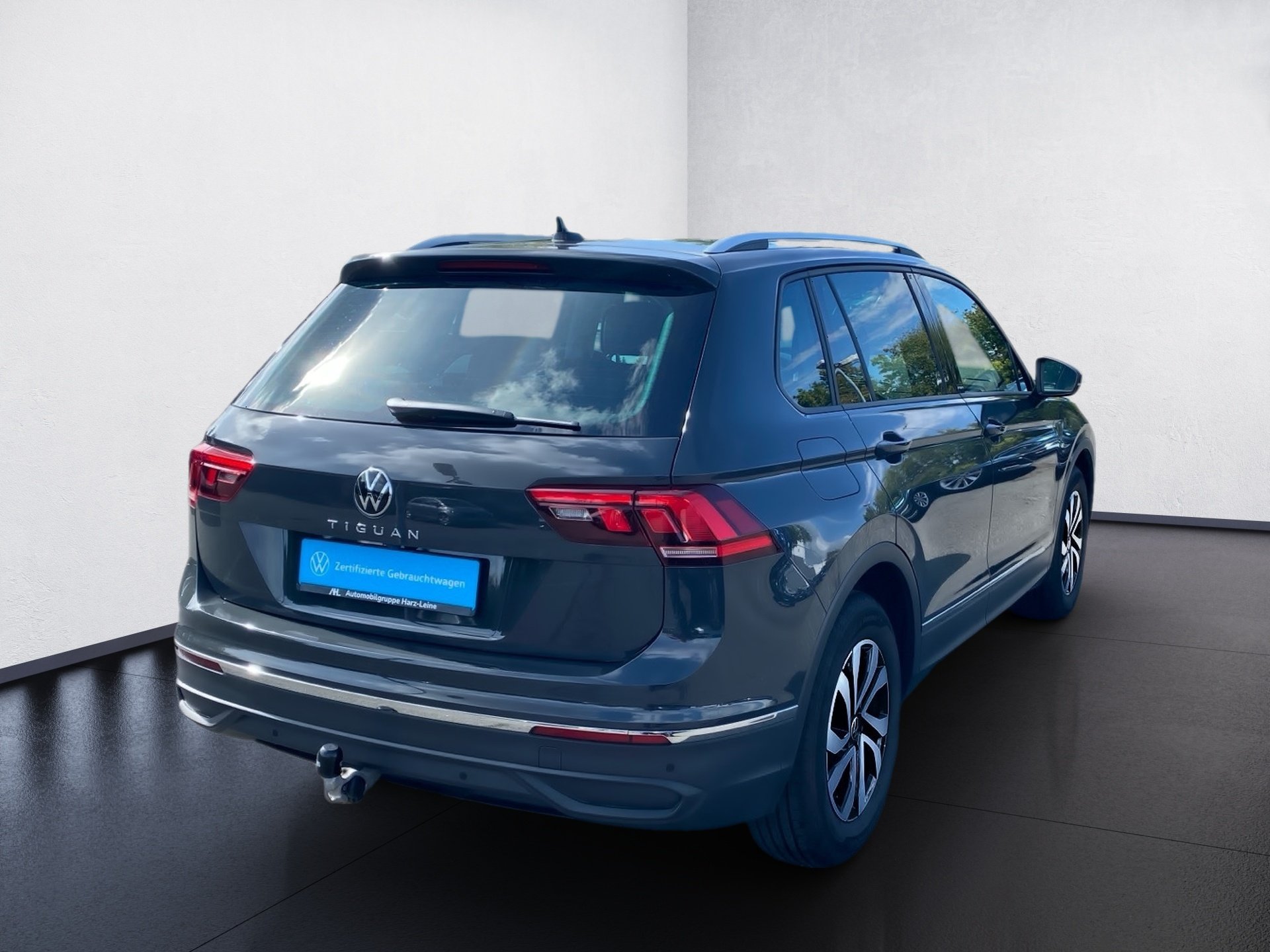 Tiguan 1.5 TSI Active DSG LED Navi ACC AHK Standhzg.