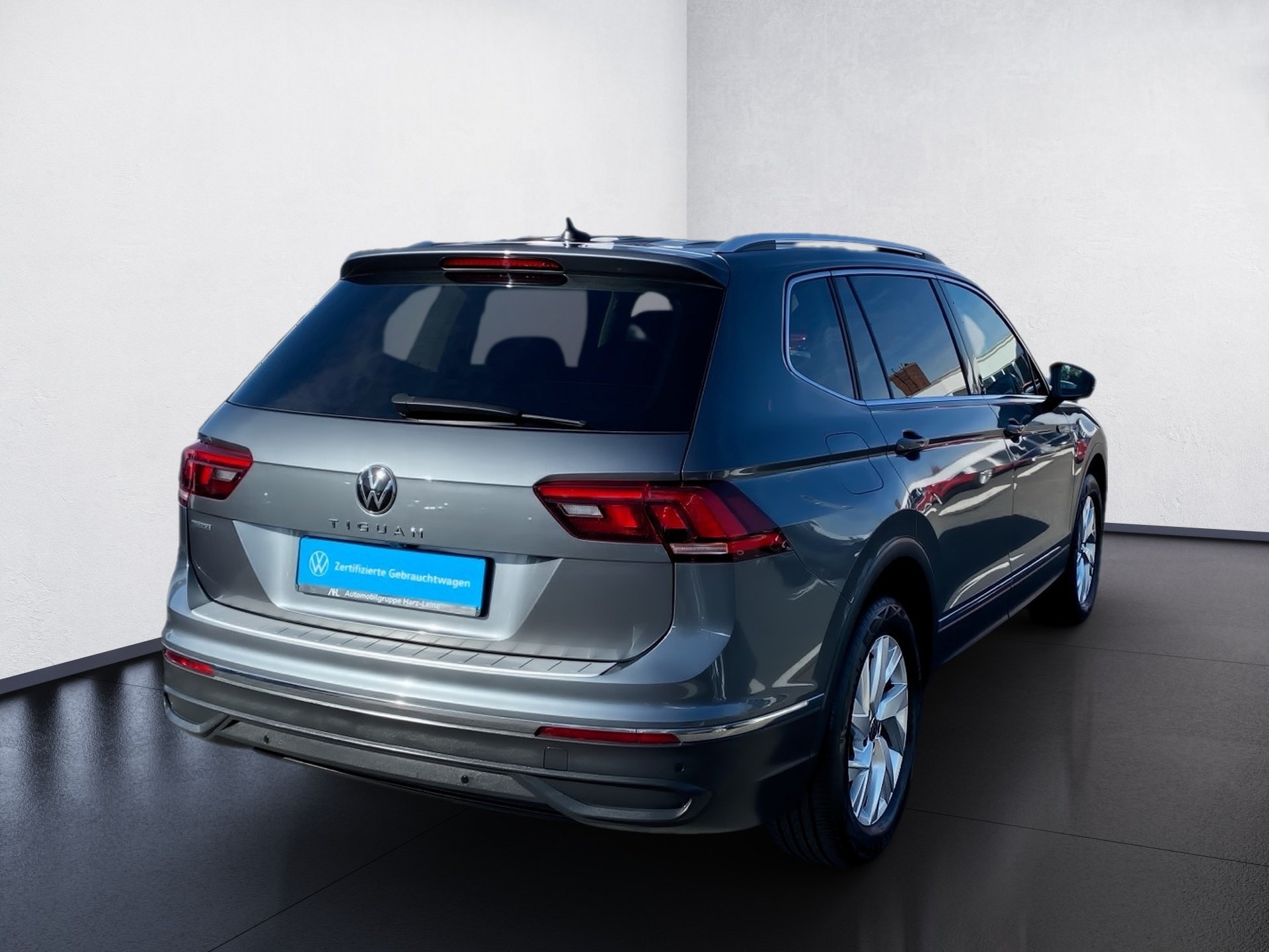 Tiguan Allspace 2.0 TDI Life DSG LED Navi ACC Pano HuD