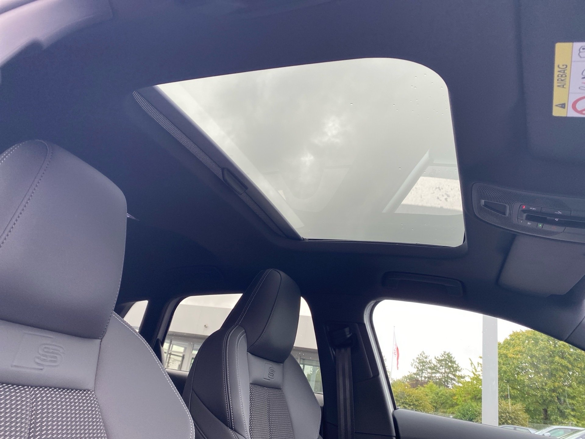 A3 Sportback 30 TFSI S line S-tronic LED Navi ACC Standhzg.