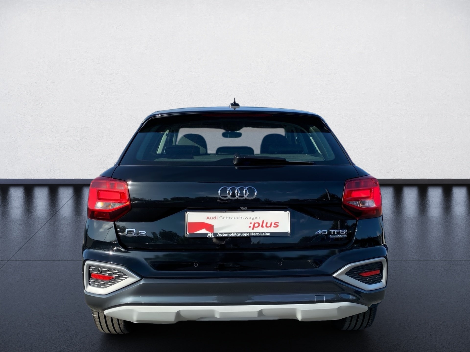 Q2 40 TFSI advanced quattro S-tronic LED Navi ACC RFK