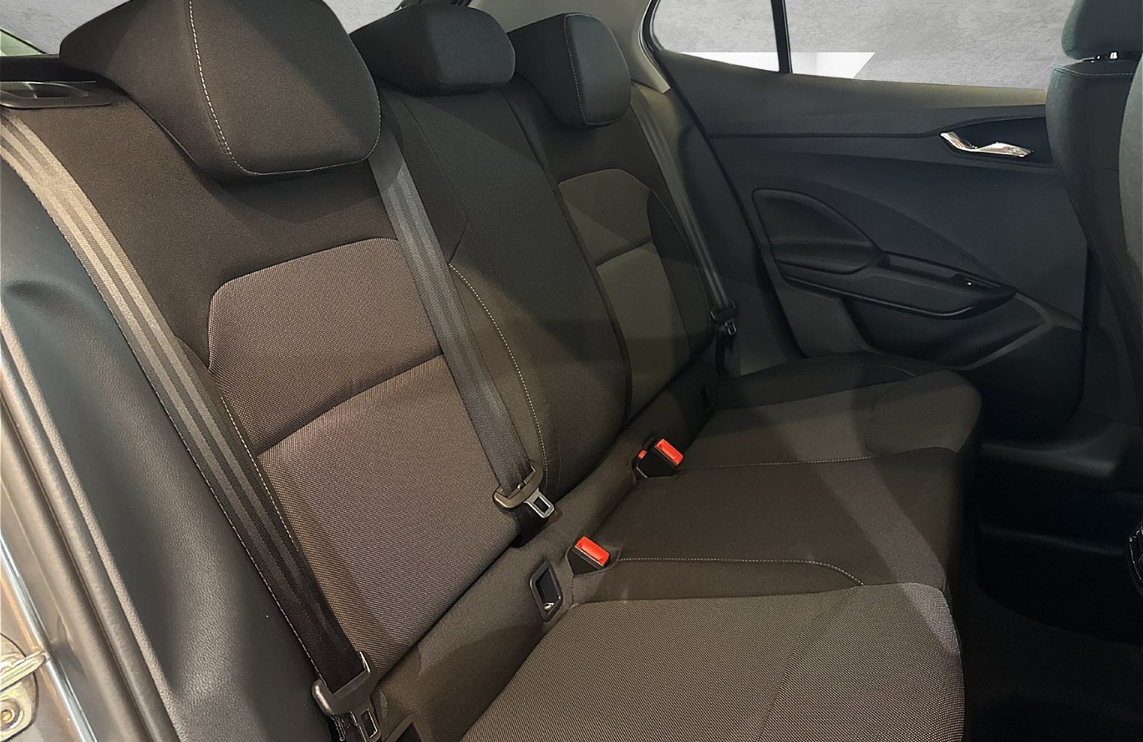 Fabia 1.0 TSI Tour SmartLink DAB LED RFK Kam. LM