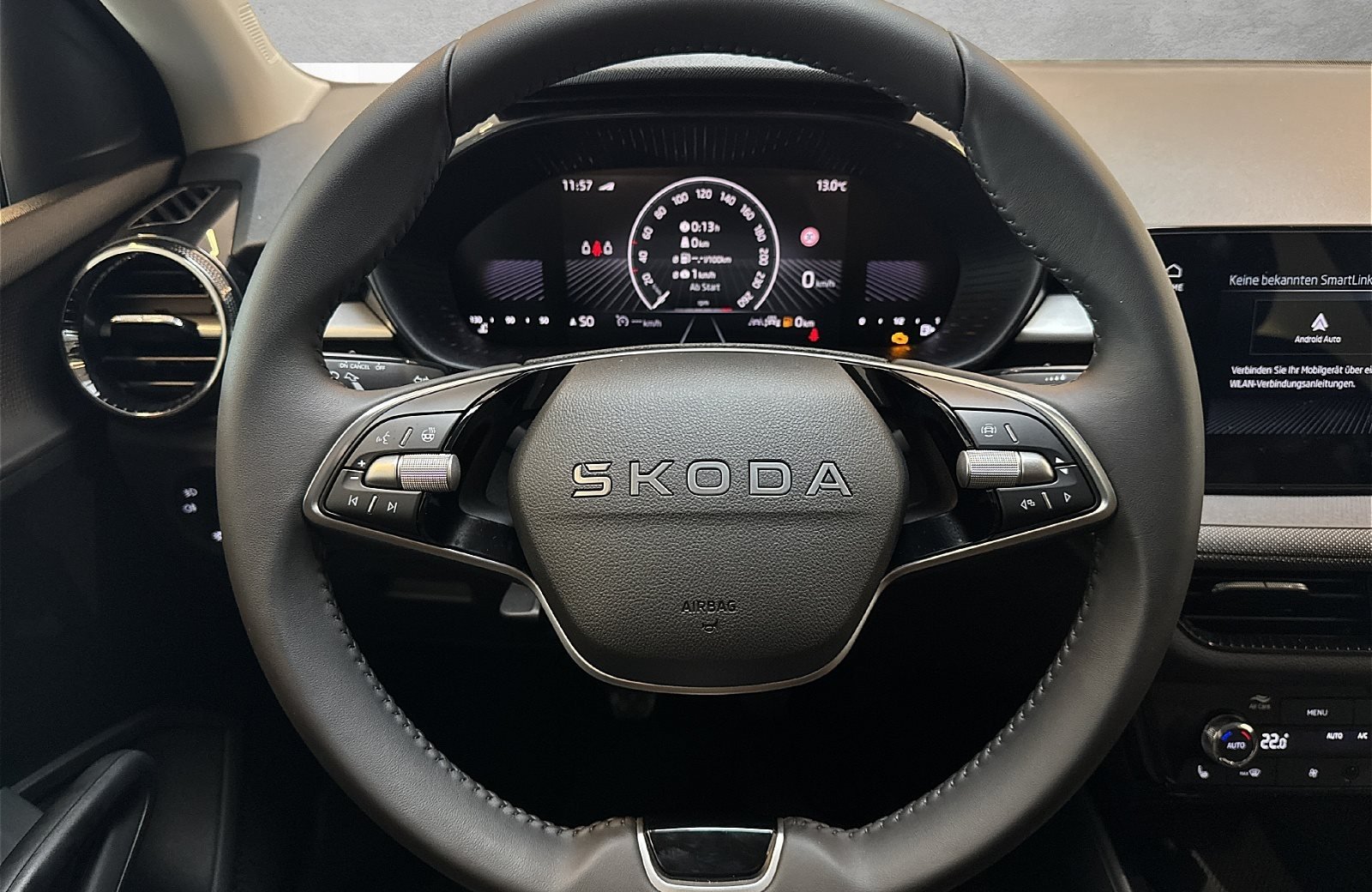 Fabia 1.0 TSI Tour SmartLink DAB LED RFK Kam. LM