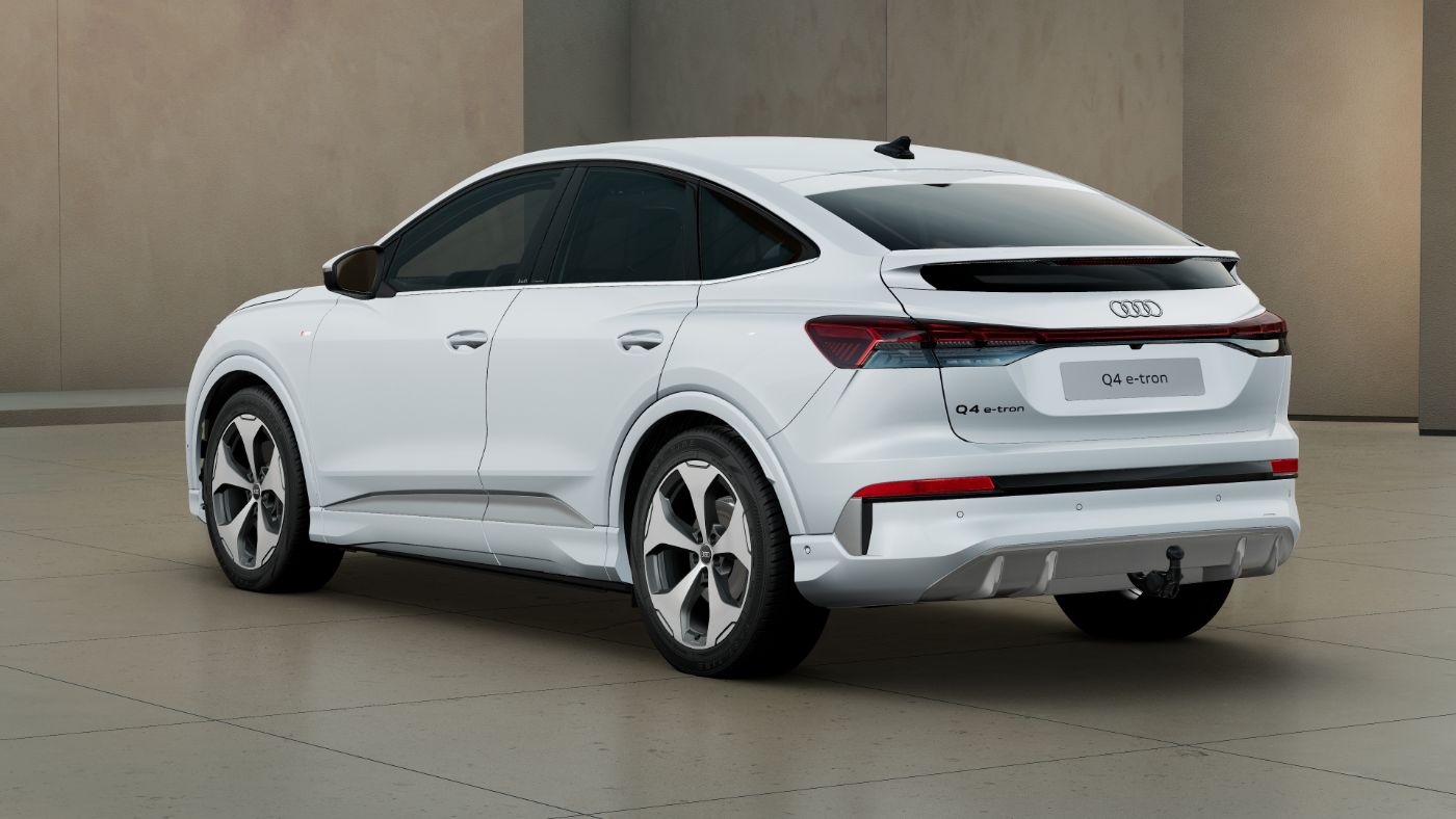 Q4 Sportback e-tron performance 210 kW 360 4xSHZ