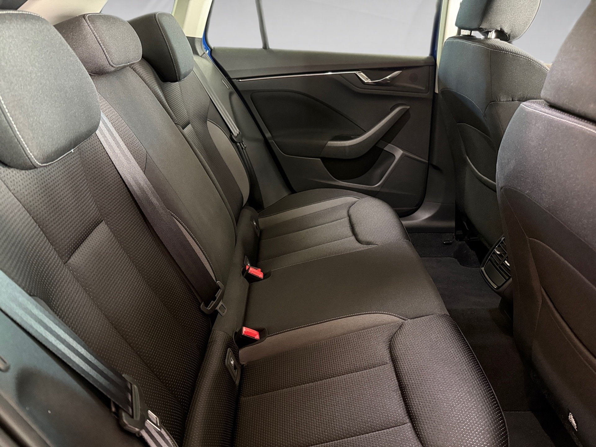 Scala 1.0 TSI Tour LED Navi PDC SHZ 2xKlima Kam.