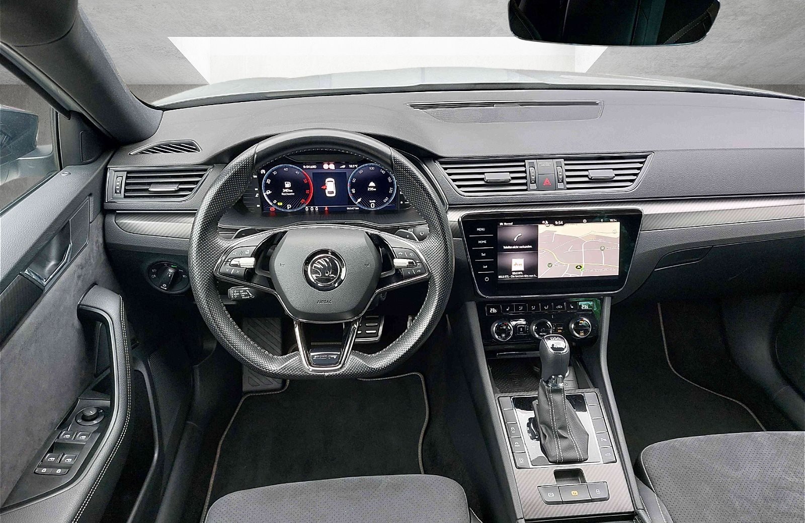 Superb Combi 2.0 TDI Sportline 4x4 DSG LED Navi ACC Standhzg.