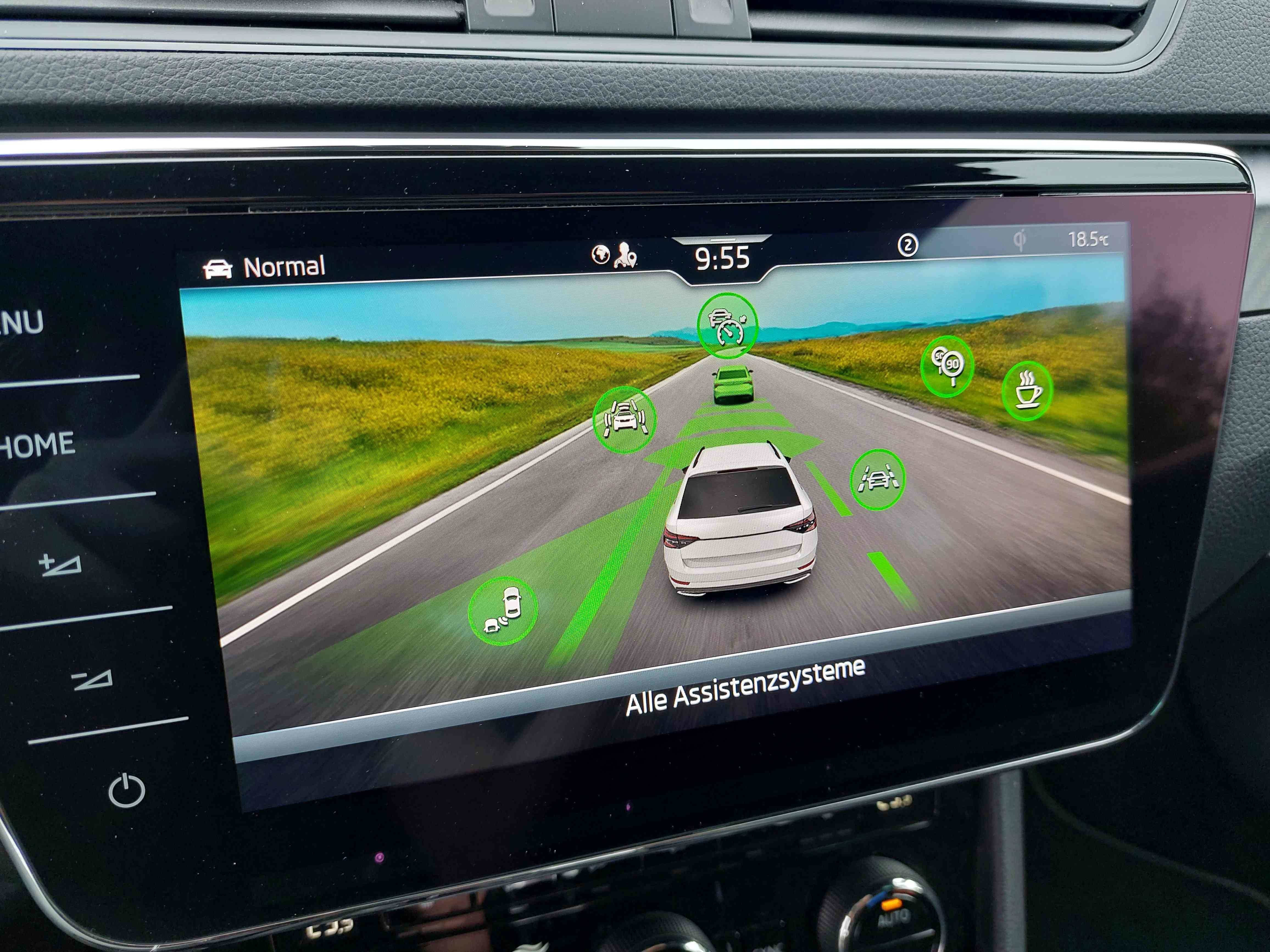 Superb Combi 2.0 TDI Sportline 4x4 DSG LED Navi ACC Standhzg.