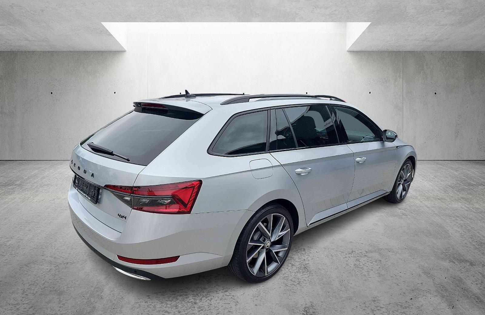 Superb Combi 2.0 TDI Sportline 4x4 DSG LED Navi ACC Standhzg.