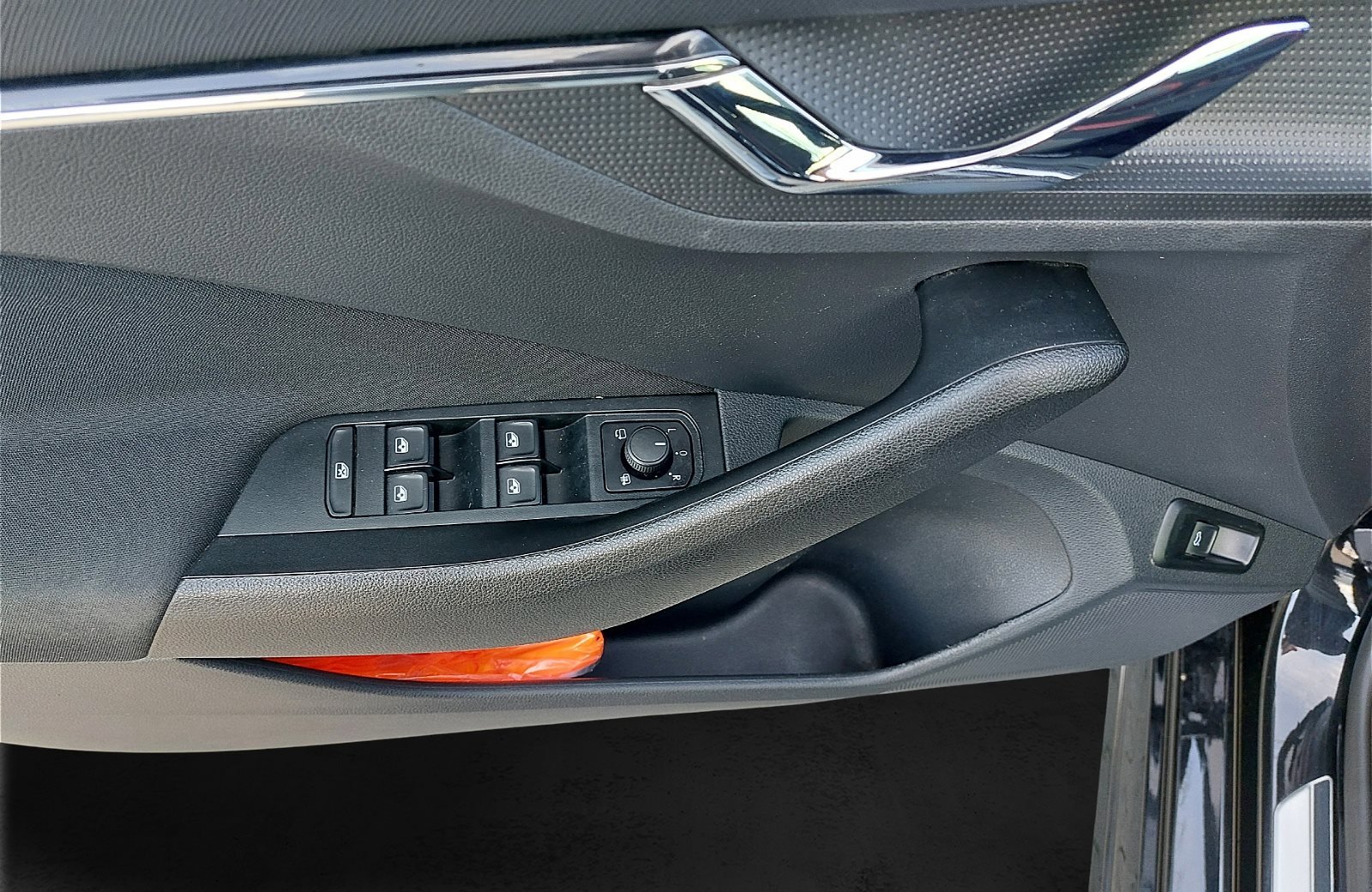 Kamiq 1.5 TSI Monte Carlo DSG LED Navi ACC AHK RFK Pano