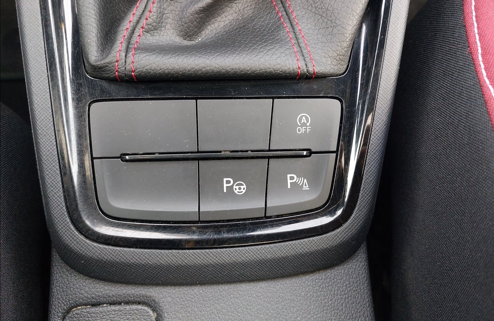 Kamiq 1.5 TSI Monte Carlo DSG LED Navi ACC AHK RFK Pano