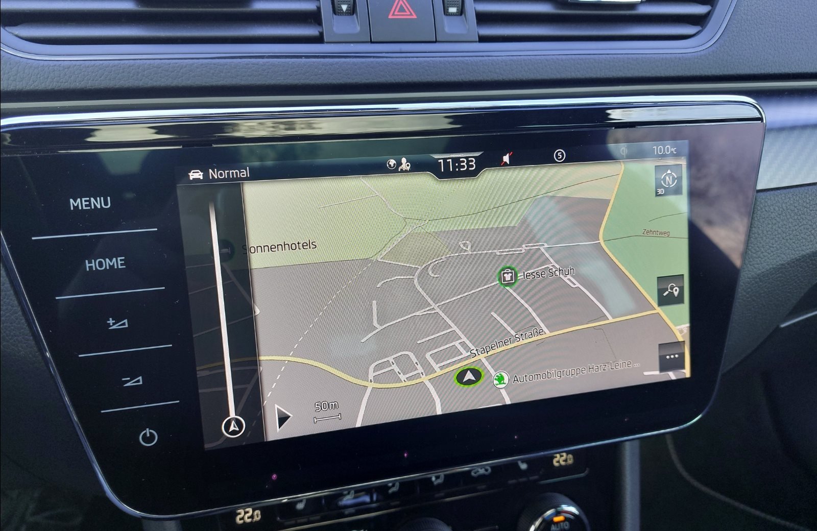 Superb Combi 2.0 TDI Sportline 4x4 DSG LED Navi ACC Pano Canton