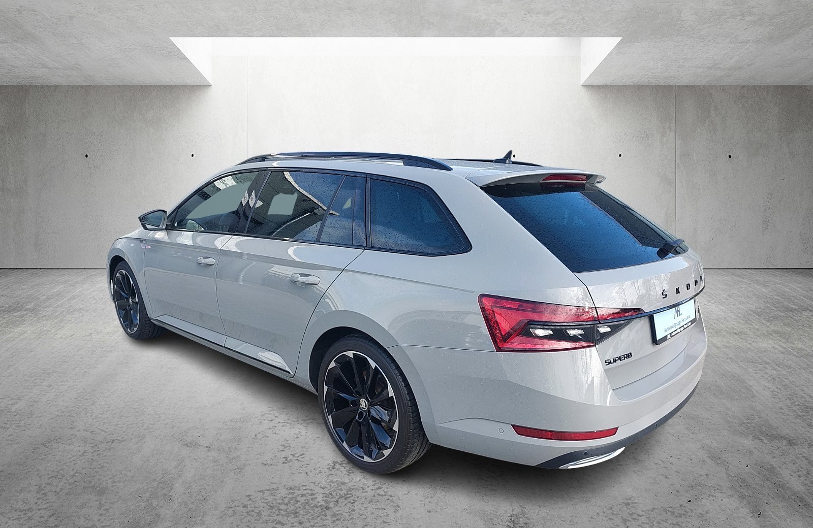 Superb Combi 2.0 TDI Sportline 4x4 DSG LED Navi ACC Pano Canton