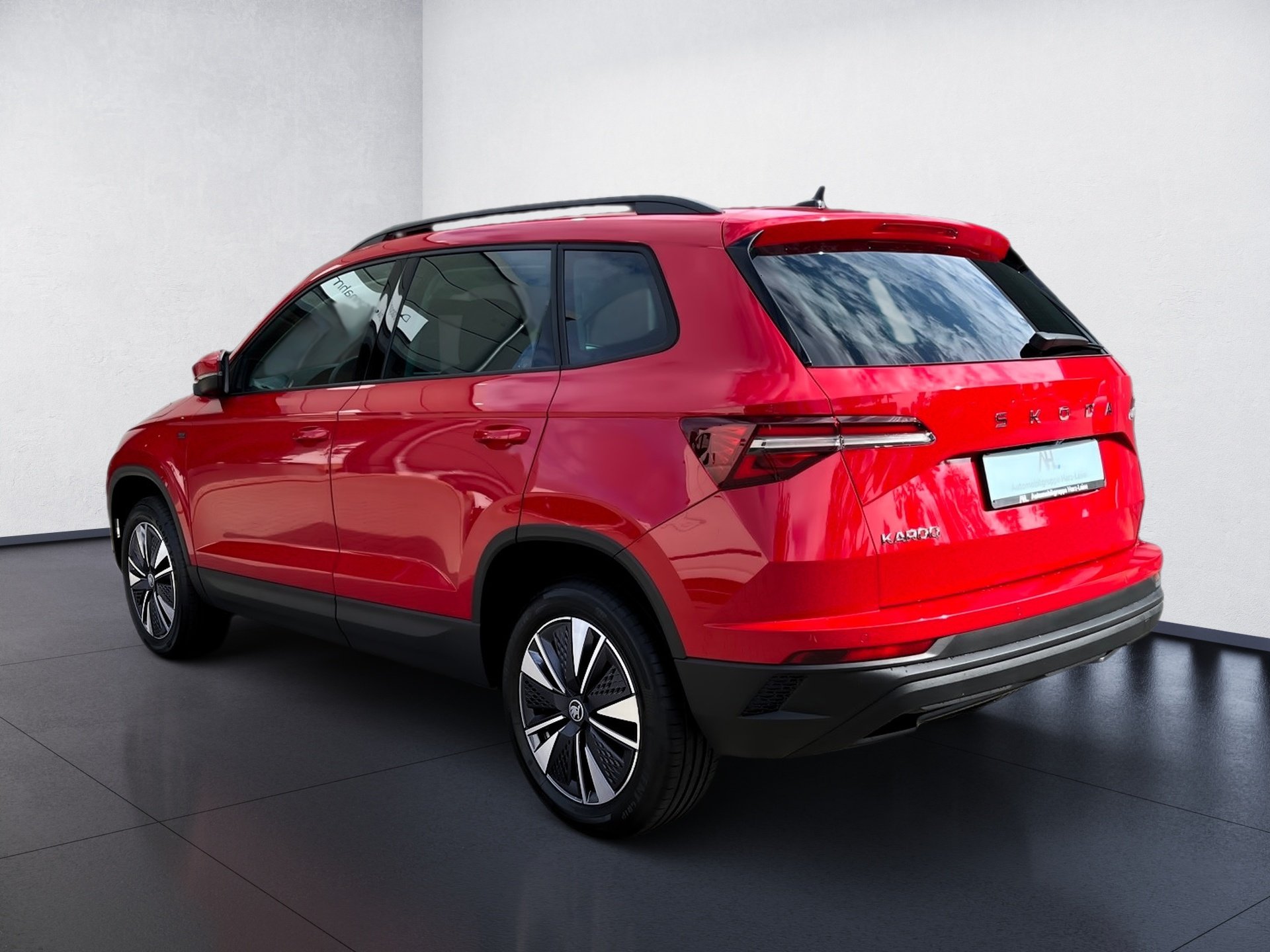 Karoq 1.5 TSI Tour DSG Matrix AHK Navi ACC RFK SmartLink