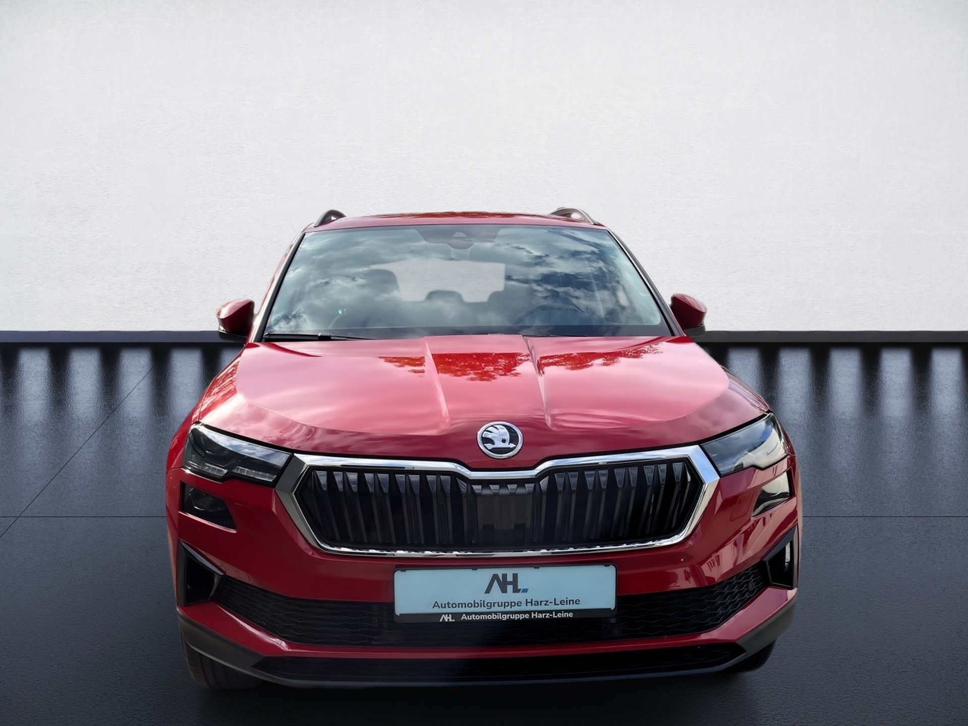 Karoq 1.5 TSI Tour DSG Matrix AHK Navi ACC RFK SmartLink