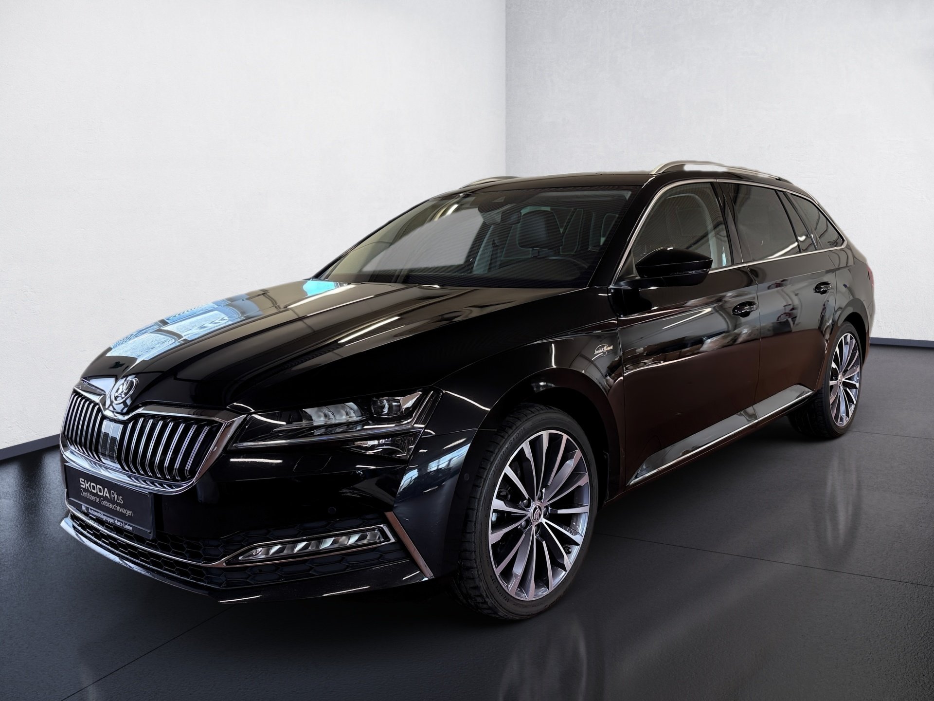 Superb Combi 1.5 TSI L&K DSG LED Navi ACC RFK Leder