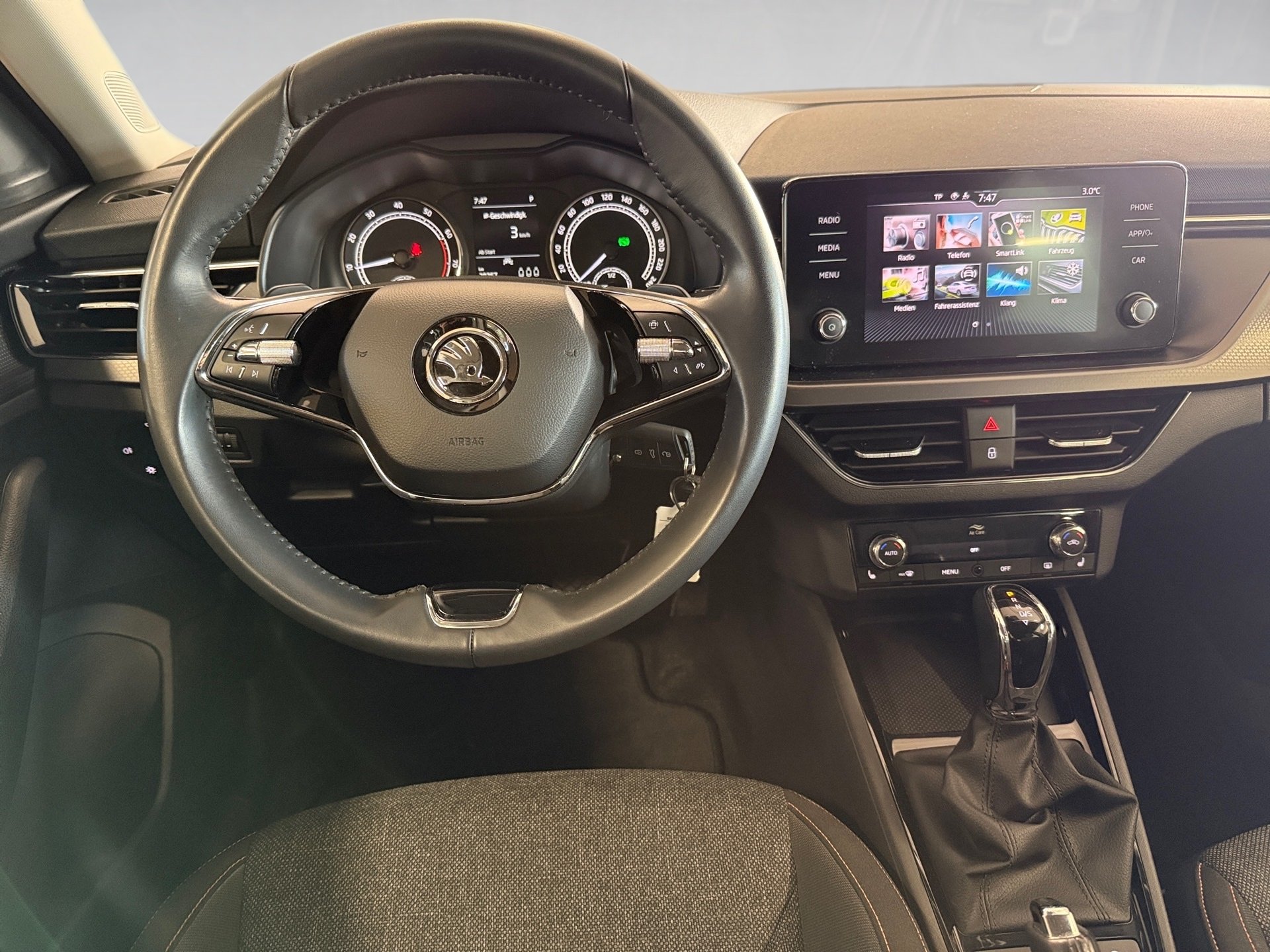 Kamiq Ambition 1.0 TSI Clever DSG LED AHK PDC RFK SHZ