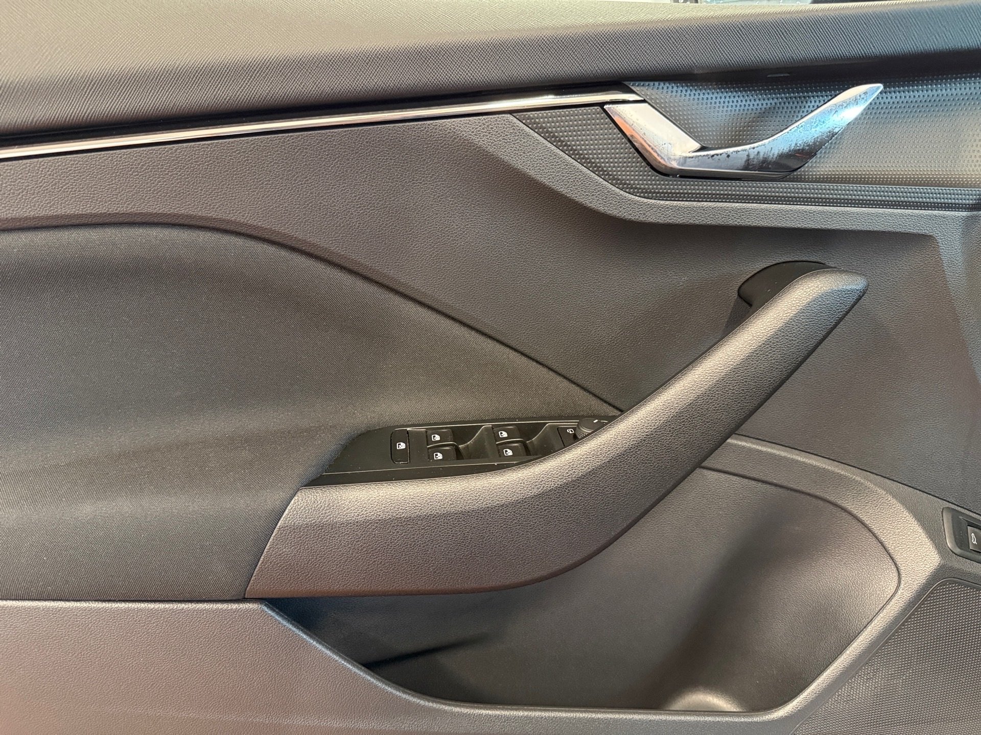 Kamiq 1.5 TSI Clever LED ACC AHK RFK 2xKlima ACC