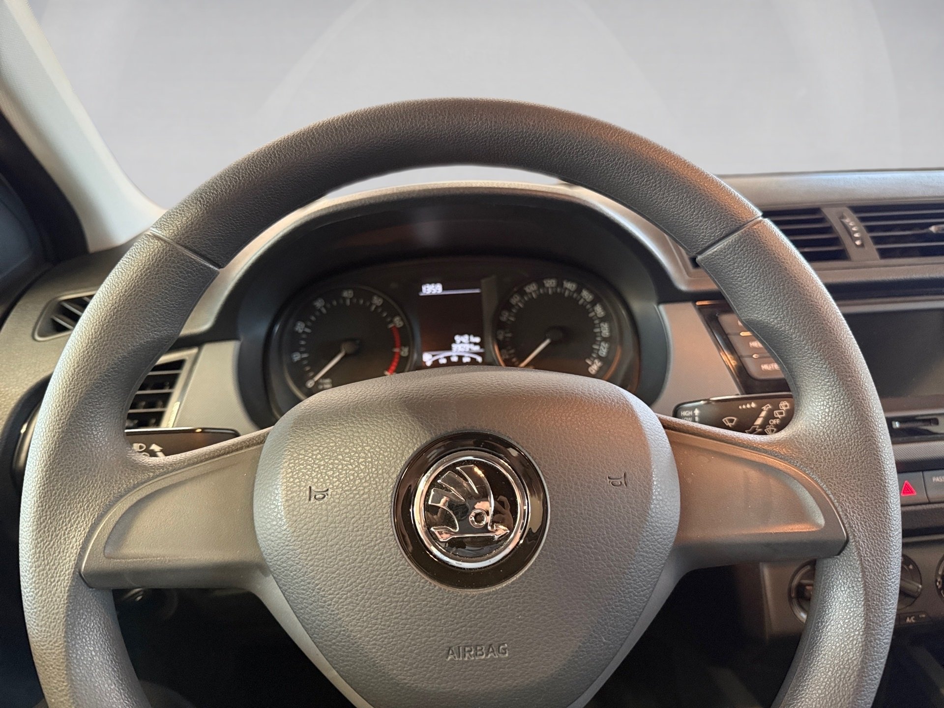 Fabia 1.0 MPI Cool Plus Klimaanlage Radio Swing