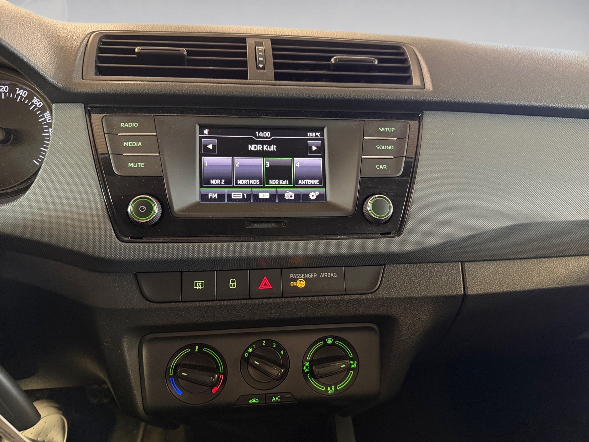 Fabia 1.0 MPI Cool Plus Klimaanlage Radio Swing