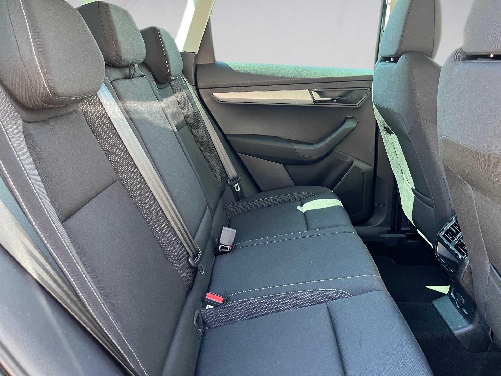 Karoq 2.0 TDI Tour DSG AHK Navi 360° SmartLink