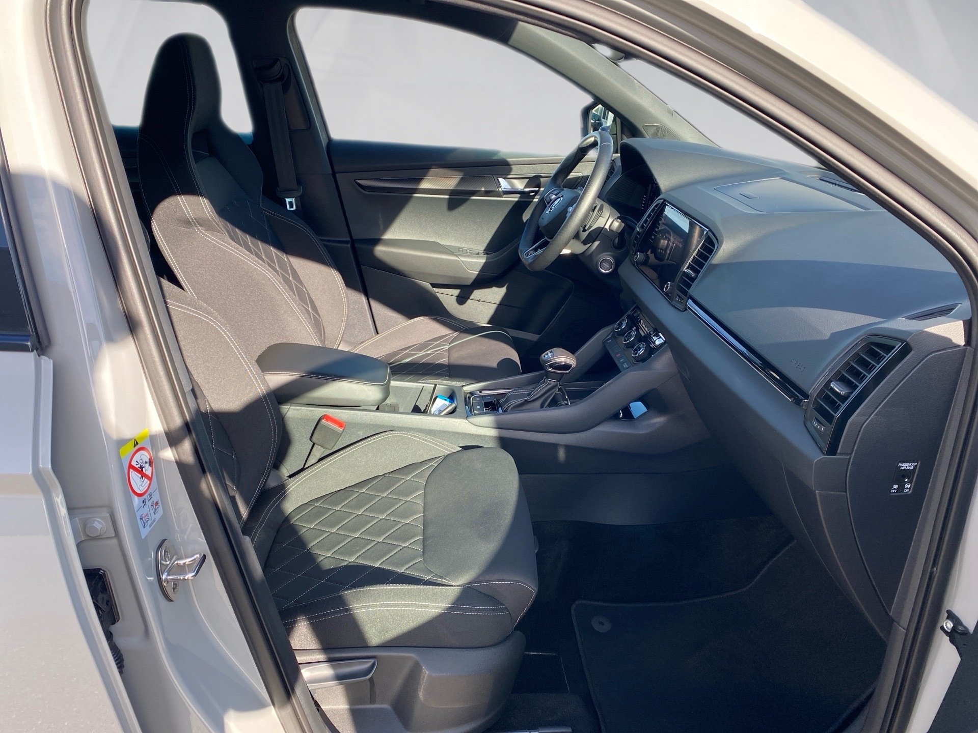 Karoq 2.0 TSI Sportline 4x4 DSG Sport-Paket Matrix