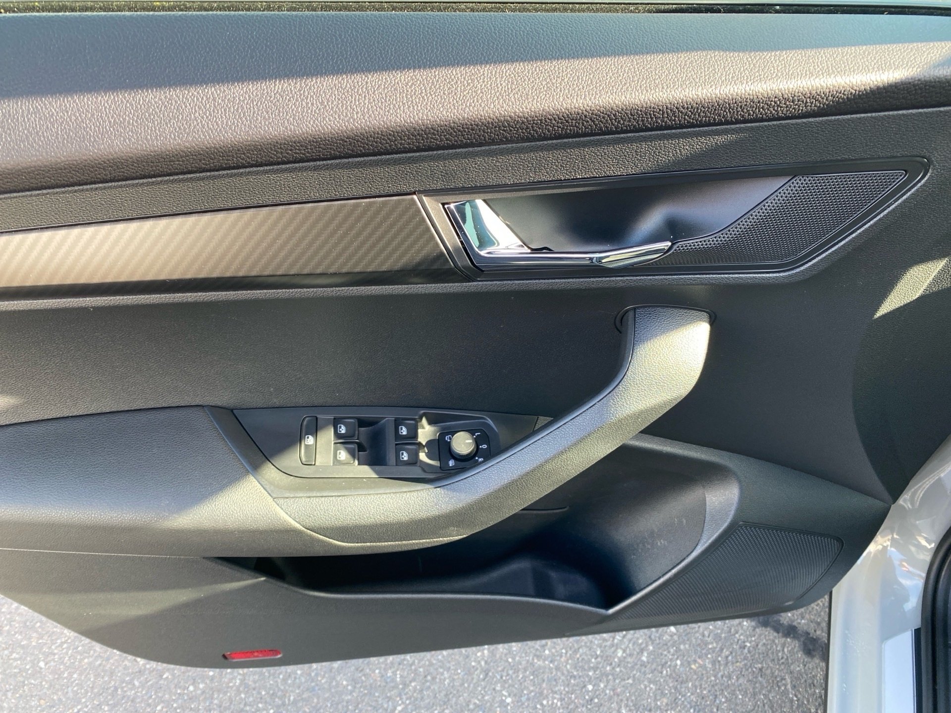 Karoq 2.0 TSI Sportline 4x4 DSG Sport-Paket Matrix