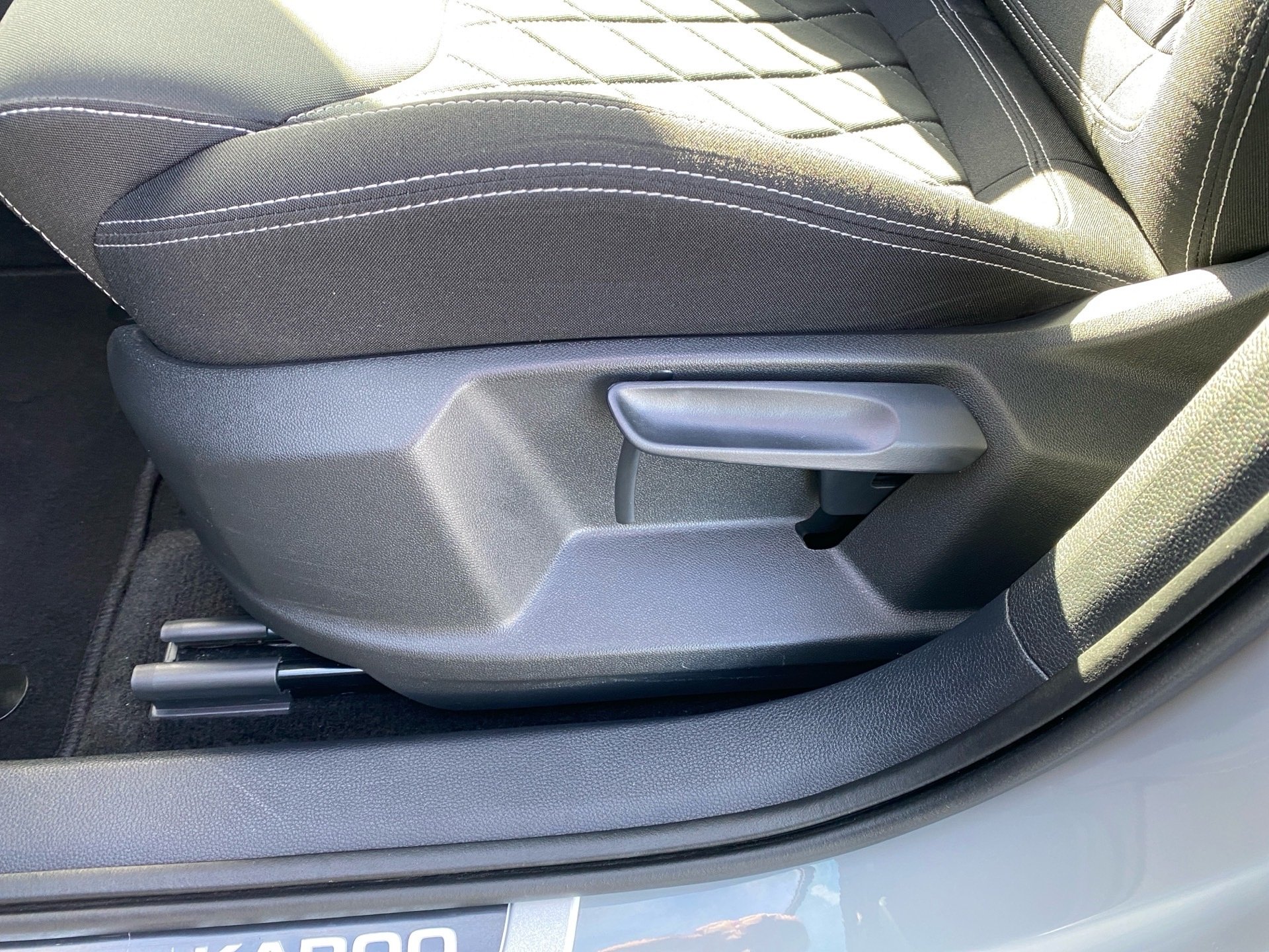 Karoq 2.0 TSI Sportline 4x4 DSG Sport-Paket Matrix