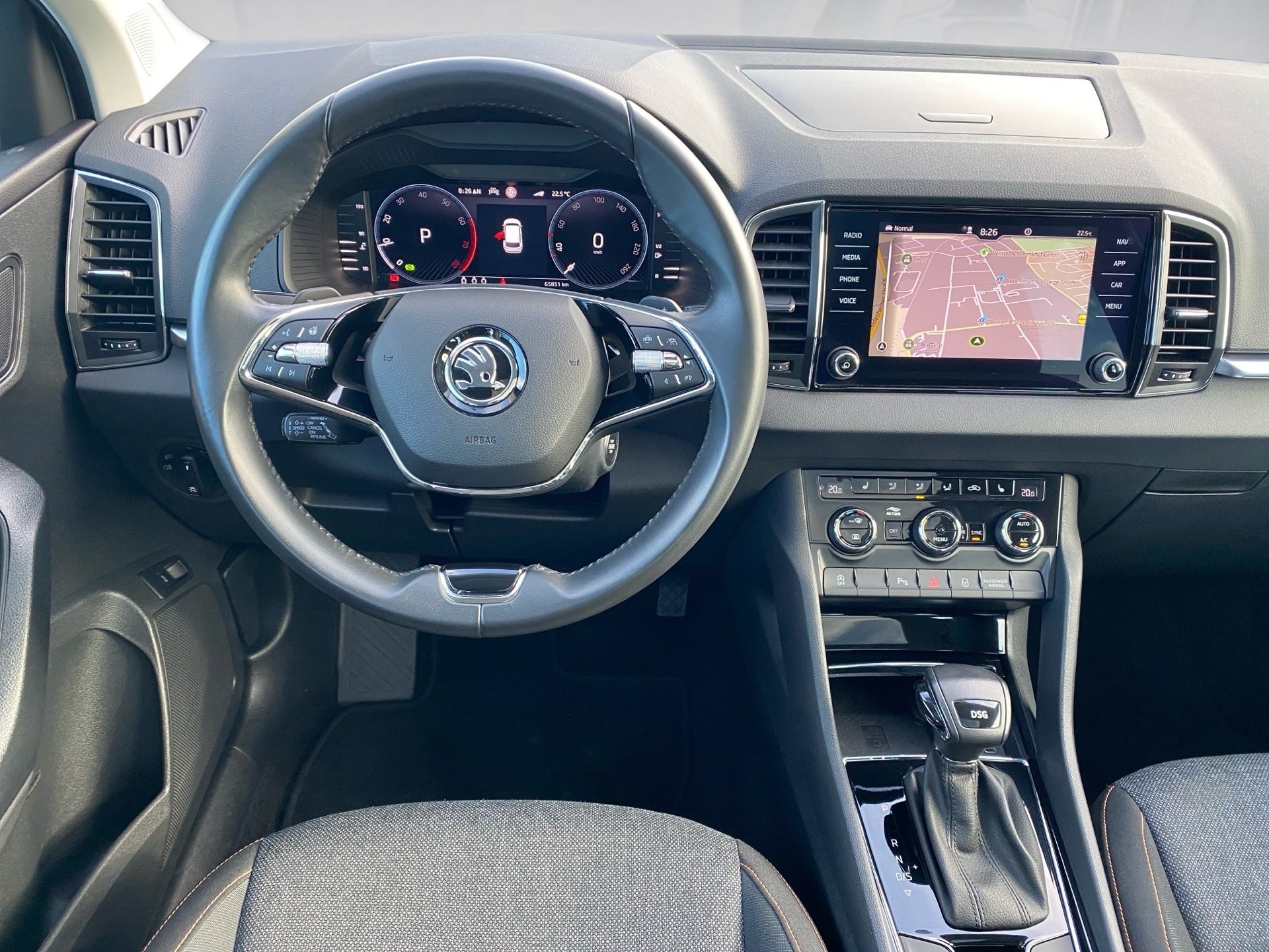 Karoq Ambition 1.5 TSI Clever DSG LED Navi ACC RFK