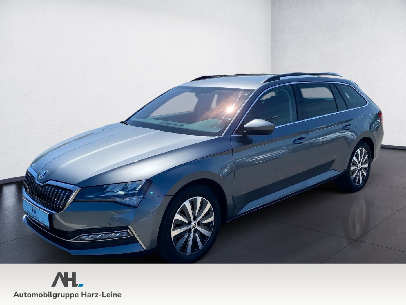 Superb Combi 1.4 TSI iV Ambition DSG Navi AHK PDC SHZ
