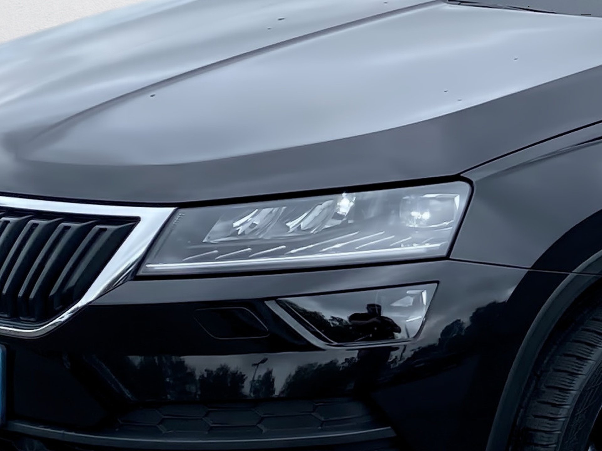 Karoq 2.0 TDI Scout 4x4 DSG LED Navi ACC AHK Pano