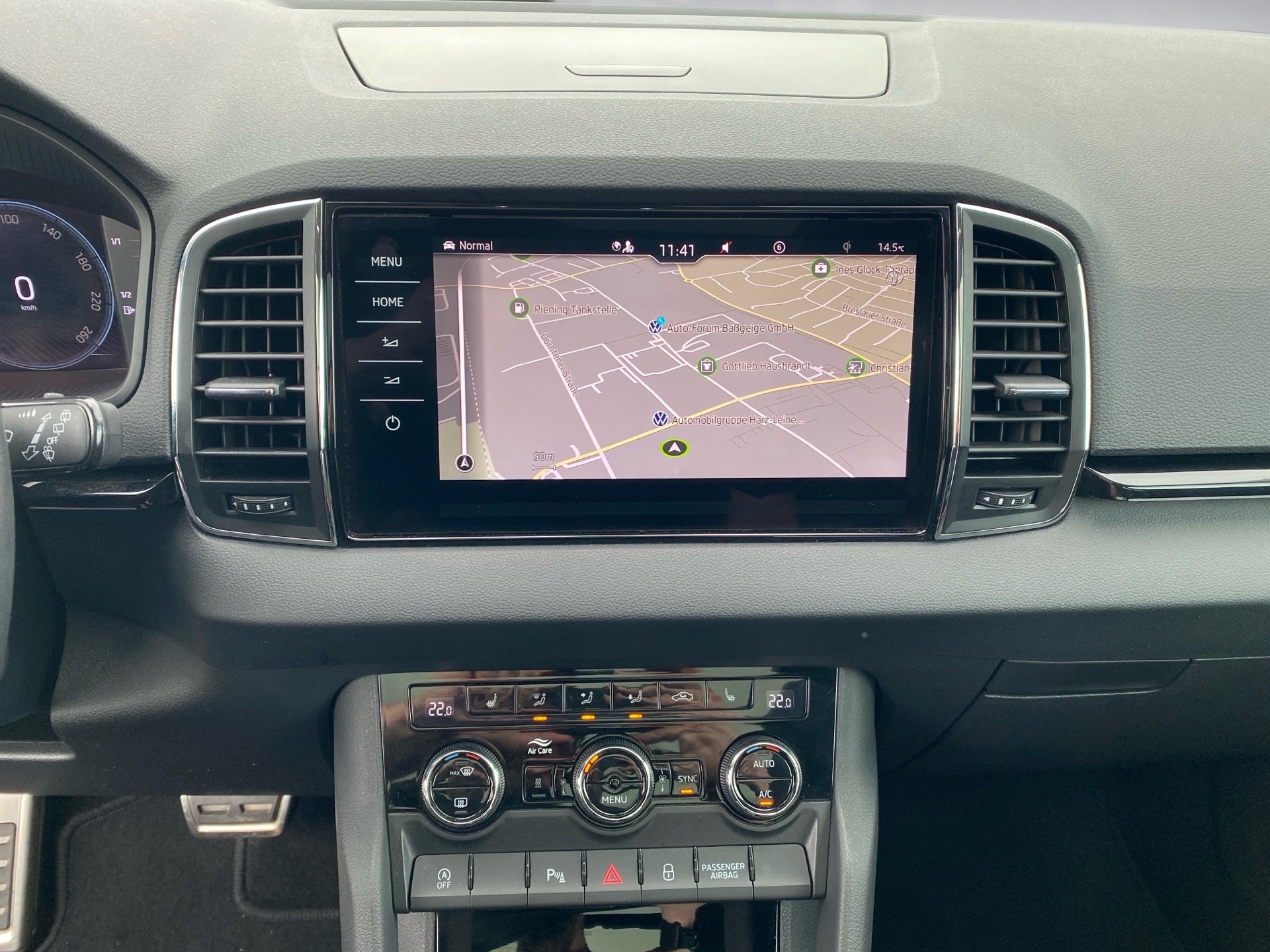 Karoq 2.0 TDI Scout 4x4 DSG LED Navi ACC AHK Pano