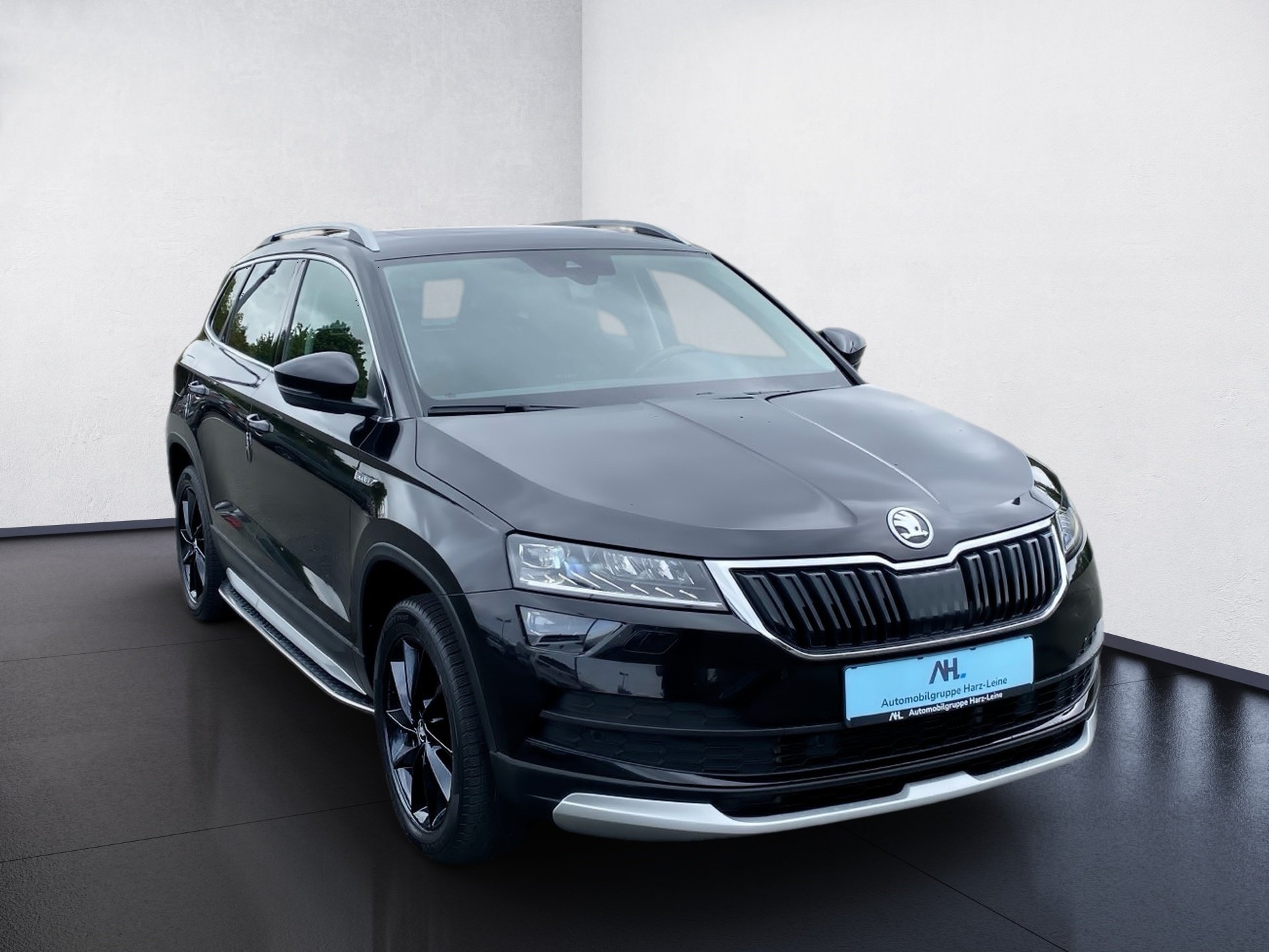 Karoq 2.0 TDI Scout 4x4 DSG LED Navi ACC AHK Pano