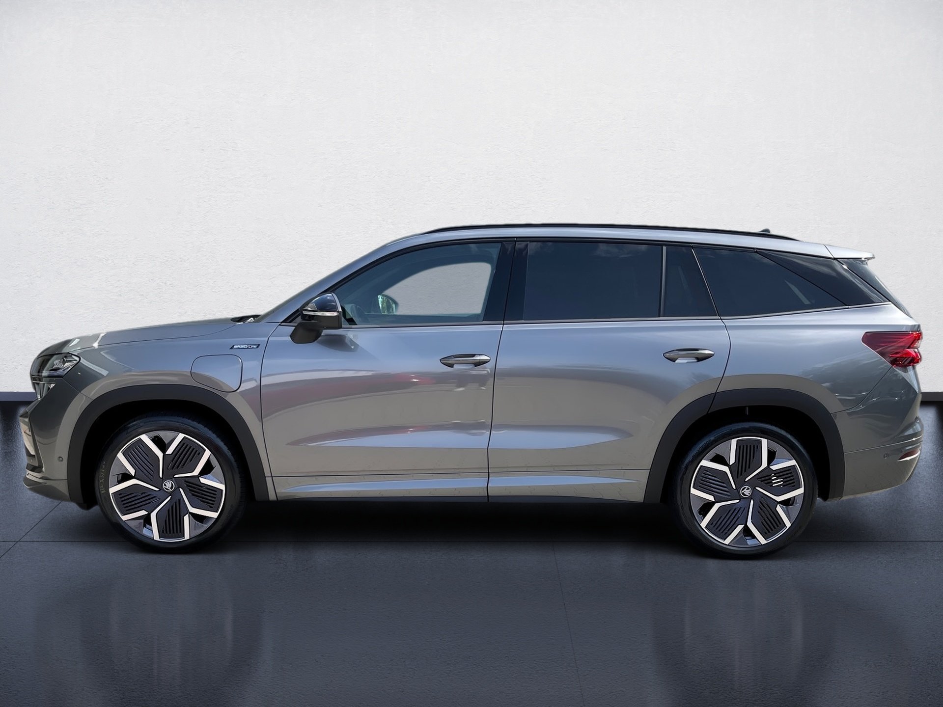 Kodiaq 1.5 TSI iV Sportline DSG Matrix AHK Navi HuD 360° ACC