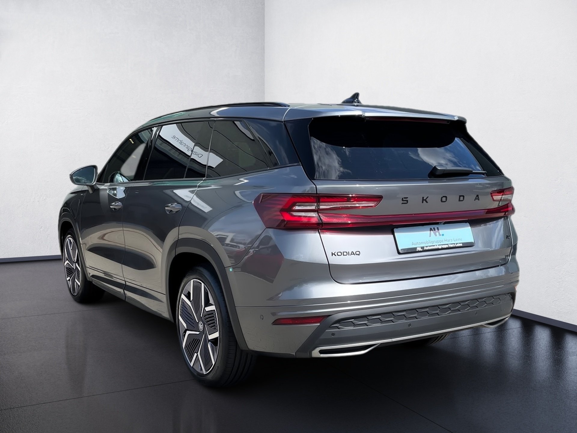 Kodiaq 1.5 TSI iV Sportline DSG Matrix AHK Navi HuD 360° ACC