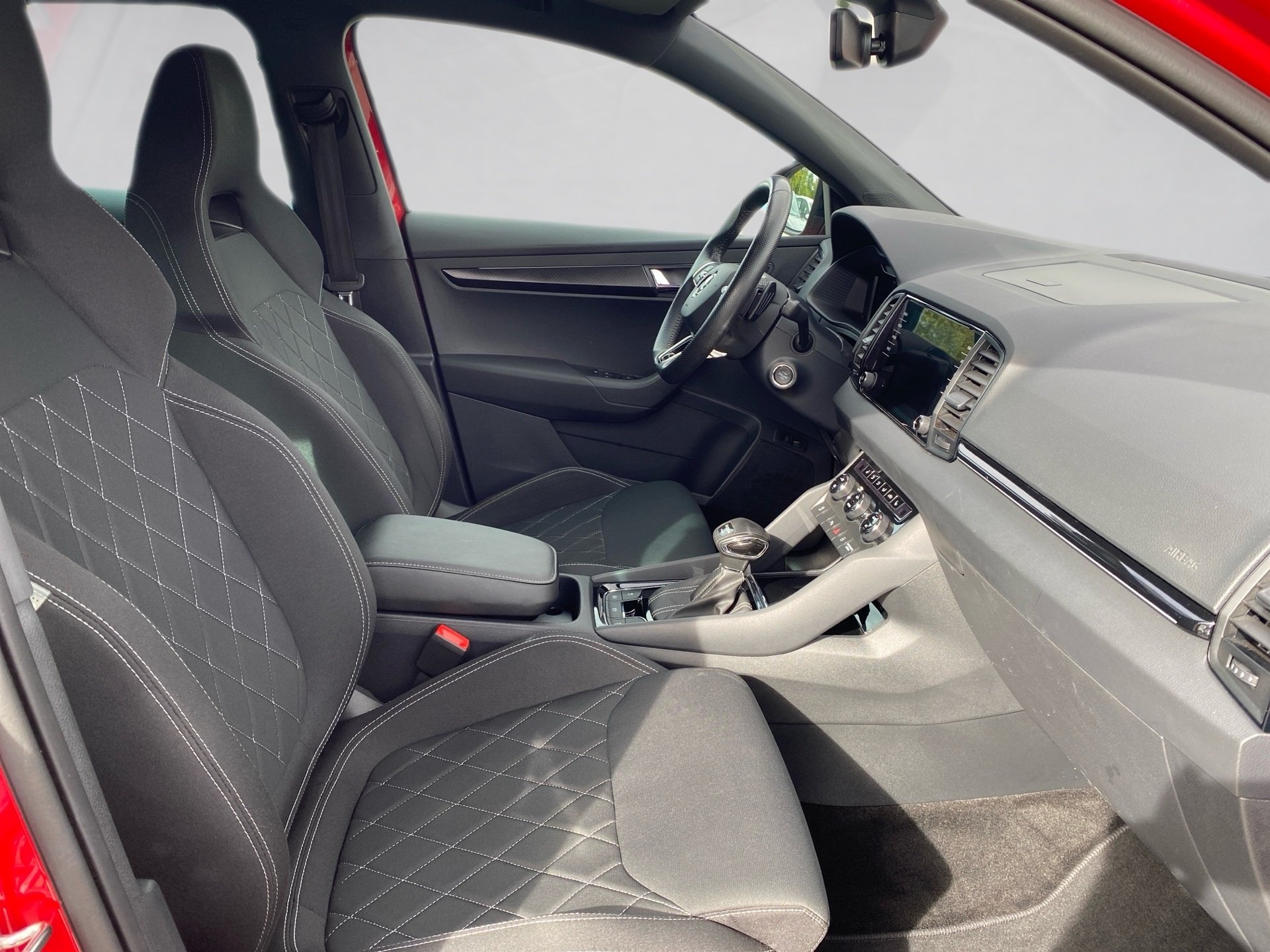 Karoq Sportline 2.0 TDI Sportline 4x4 DSG Matrix Navi PDC RFK