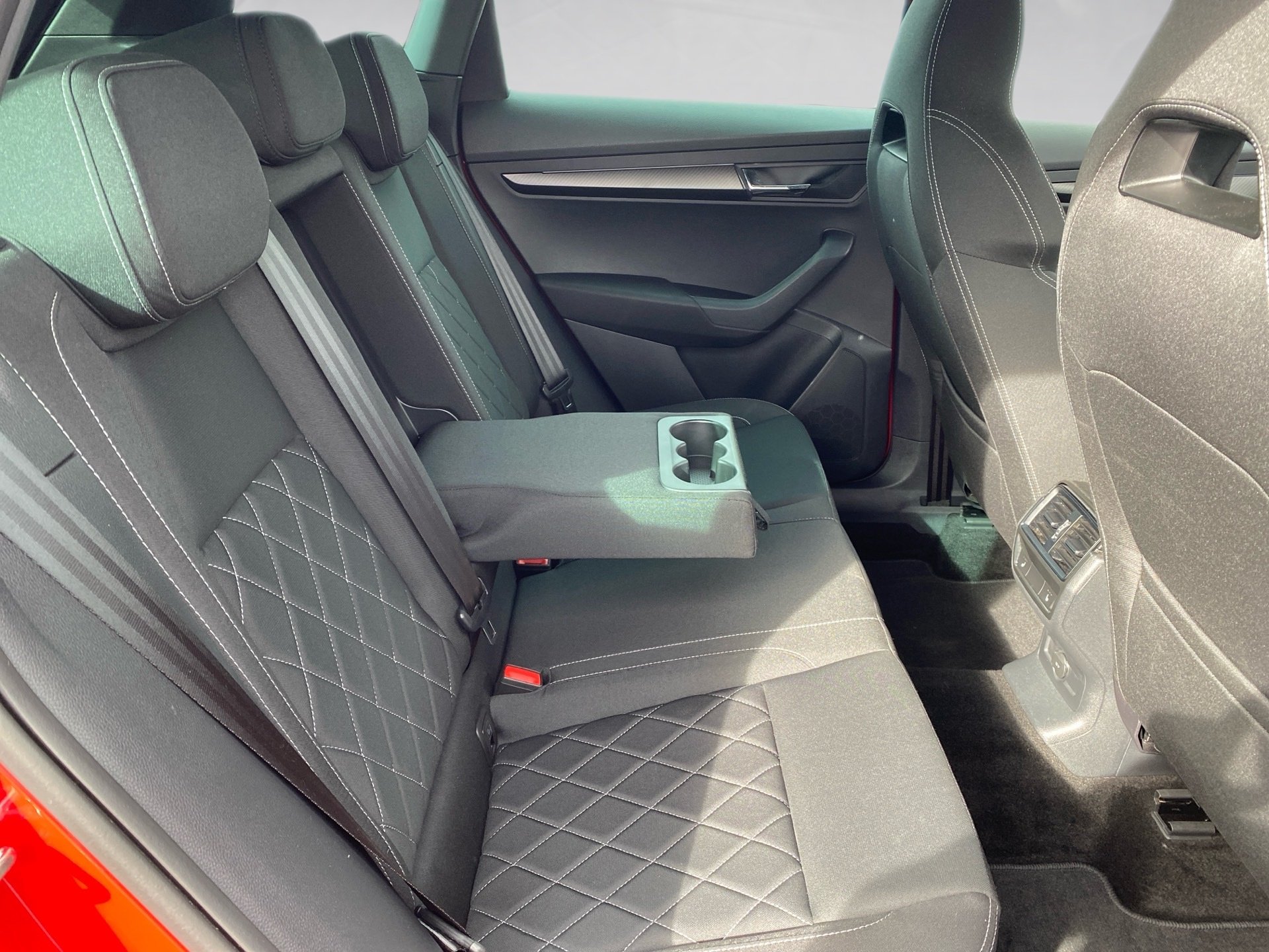 Karoq Sportline 2.0 TDI Sportline 4x4 DSG Matrix Navi PDC RFK
