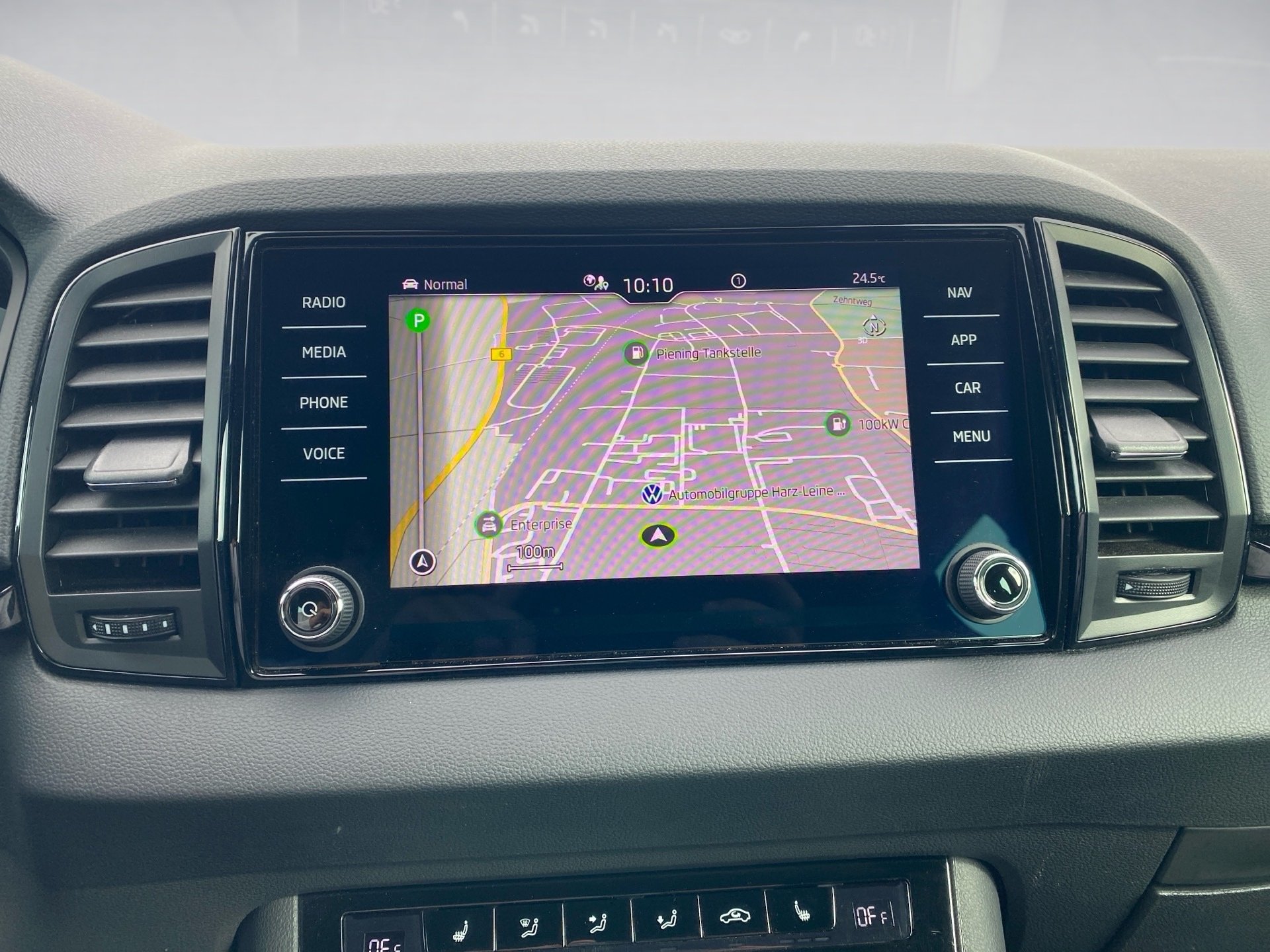 Karoq Sportline 2.0 TDI Sportline 4x4 DSG Matrix Navi PDC RFK