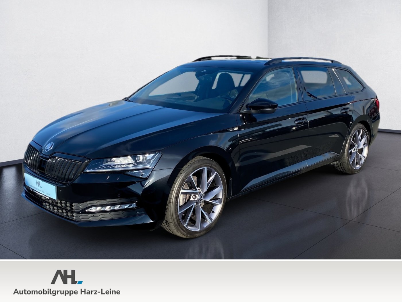 Superb Combi 2.0 TSI Sportline DSG LED Navi ACC Pano AH...