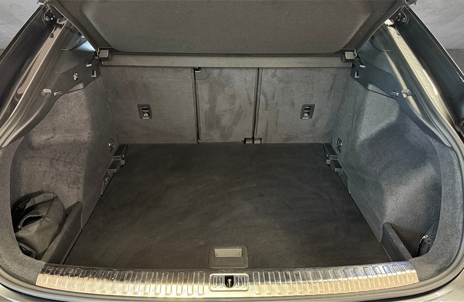 Q3 Sportback 35 TFSI S line S-tronic LED Navi AHK Pano RFK