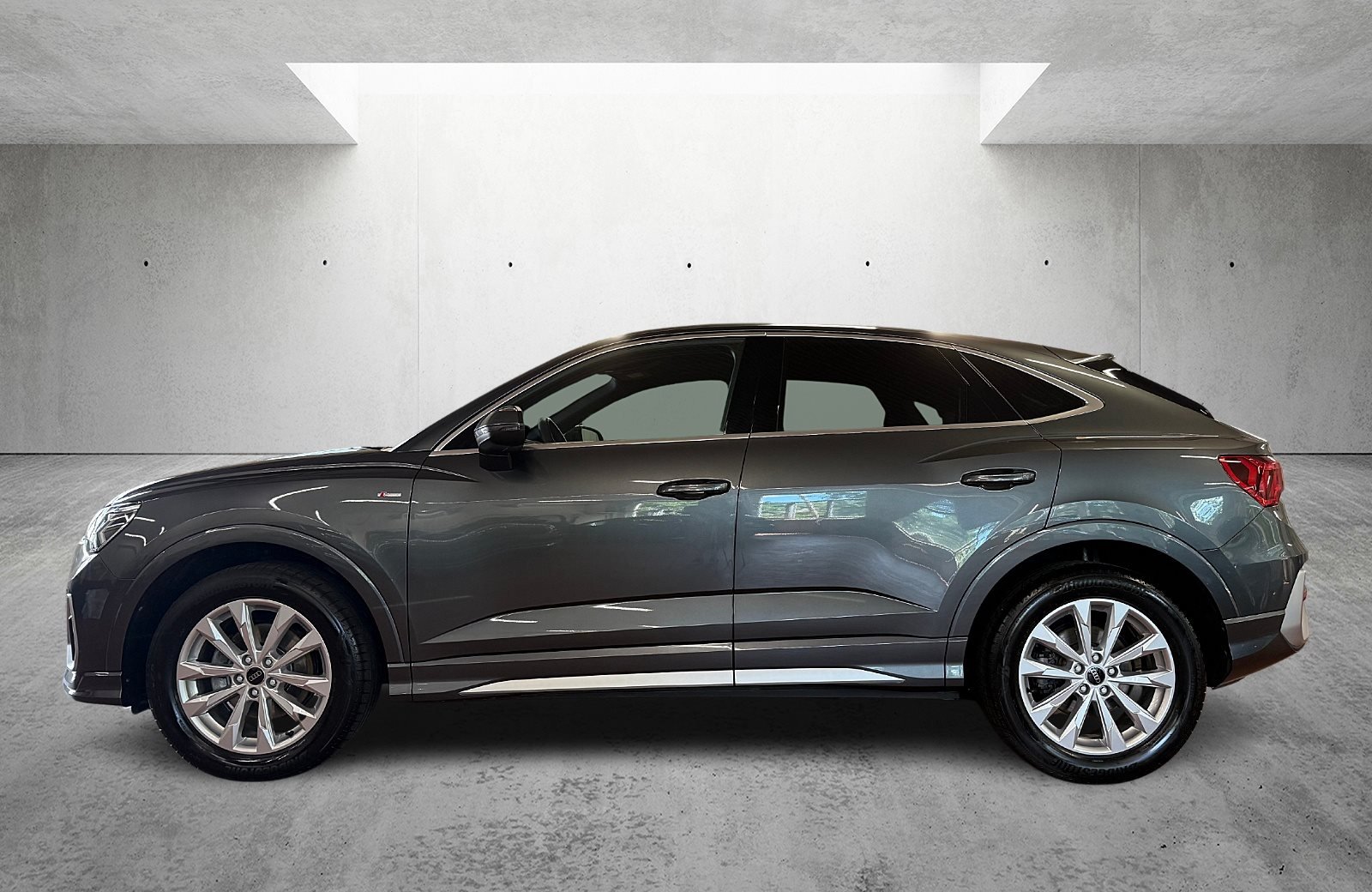 Q3 Sportback 35 TFSI S line S-tronic LED Navi AHK Pano RFK