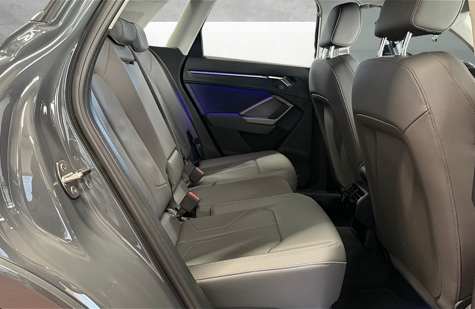 Q3 35 TFSI advanced Navi LED AHK VC Leder ACC LM