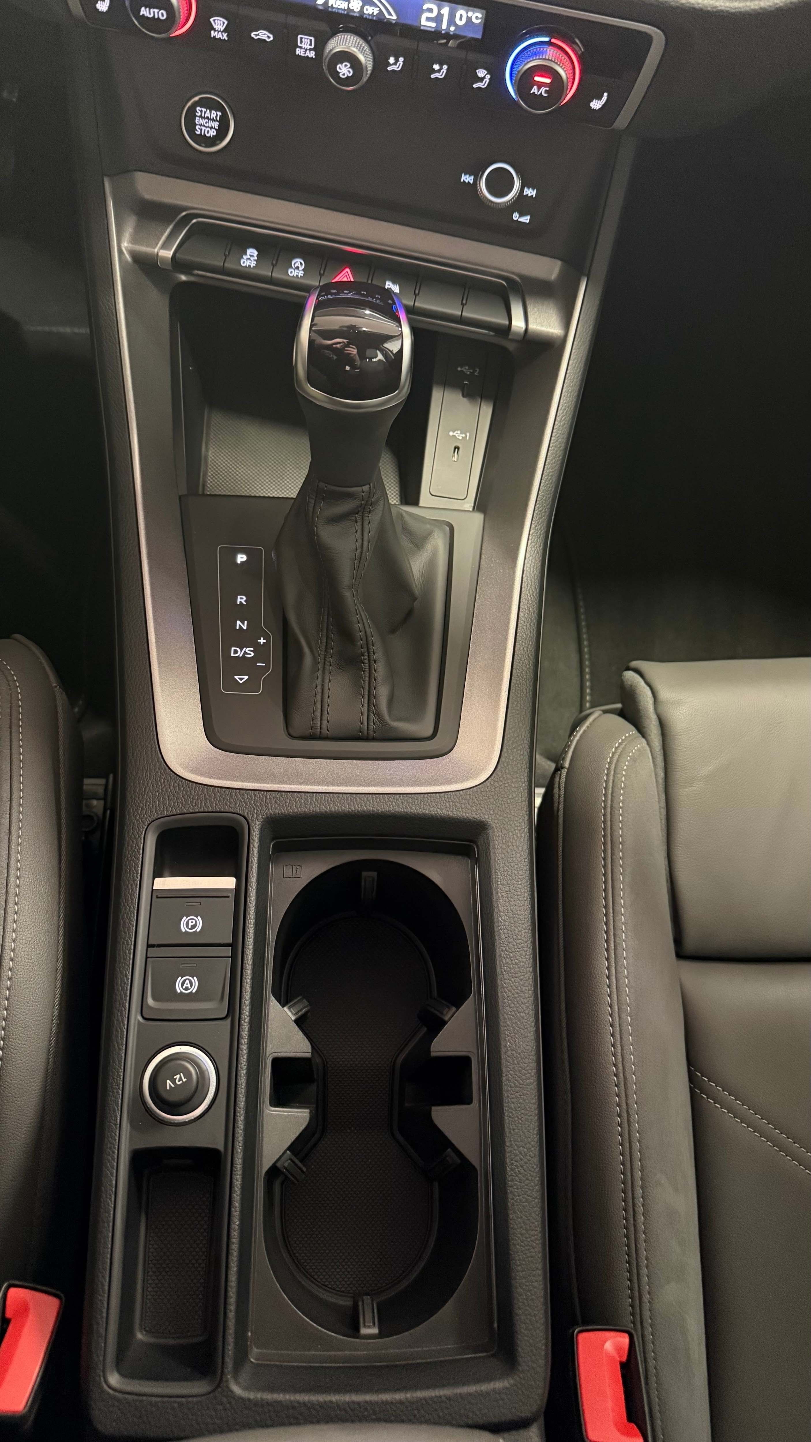 Q3 35 TFSI advanced Navi LED AHK VC Leder ACC LM