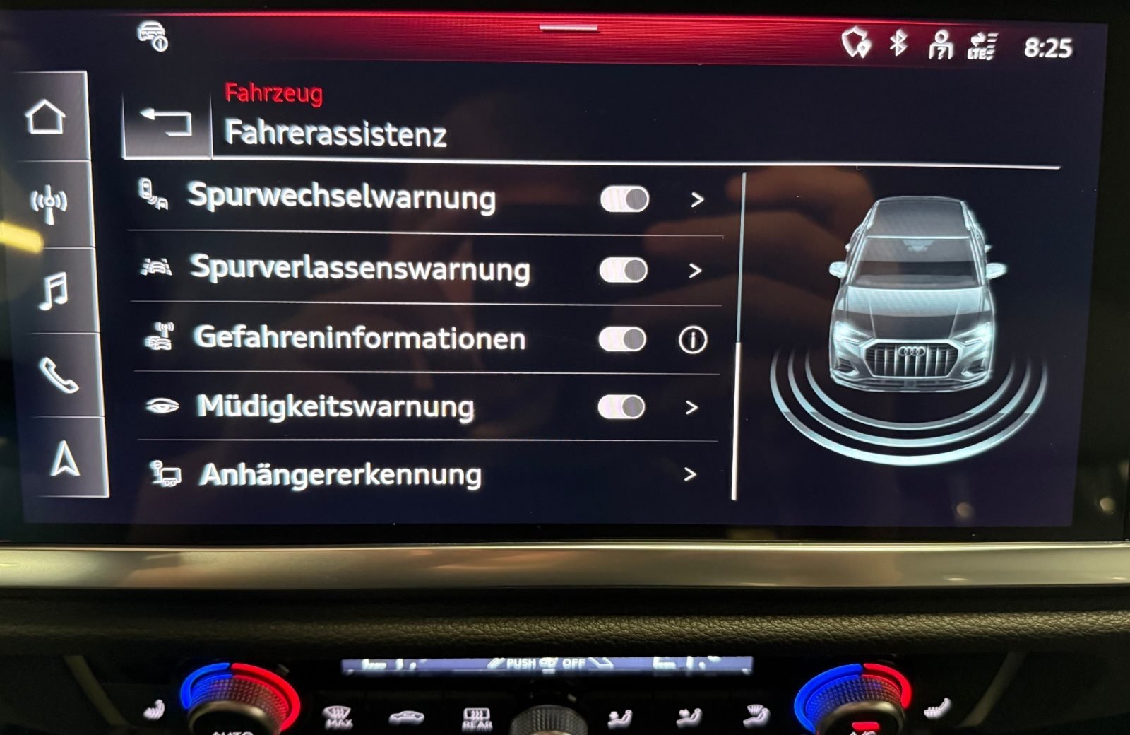 Q3 35 TFSI advanced Navi LED AHK VC Leder ACC LM