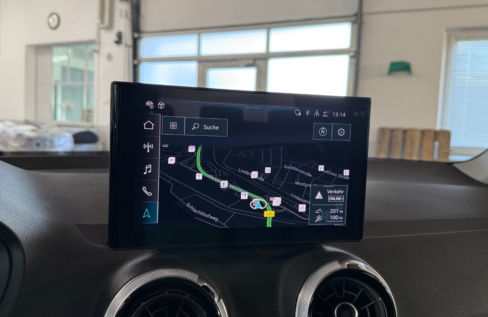 Q2 35 TFSI advanced S-tronic Matrix Navi ACC AHK RFK